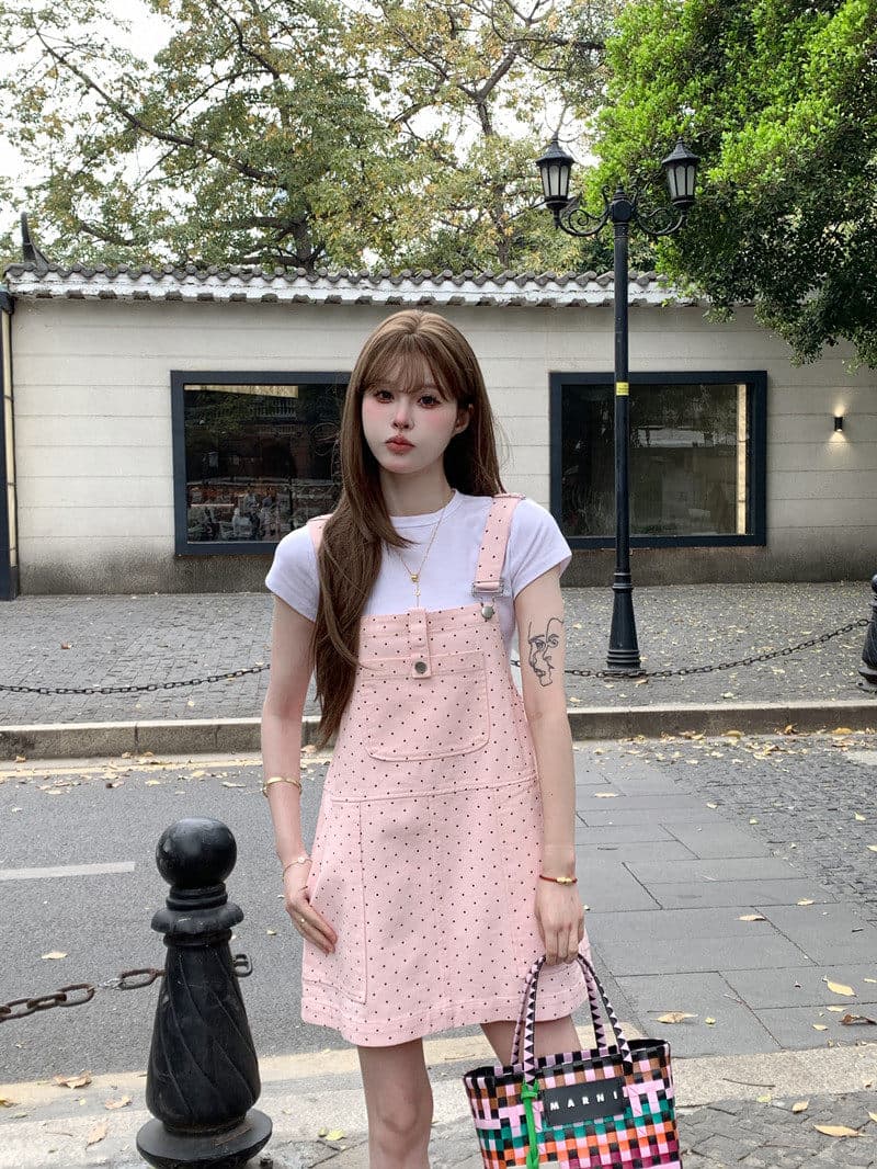 데님 순면 다용도 여름 여성 의류 가슴 주머니 연령 감소 도트 무늬 멜빵 스커트 허리 수축 드레스 하이웨이스트 슬림해 보이는 상세 이미지 10
