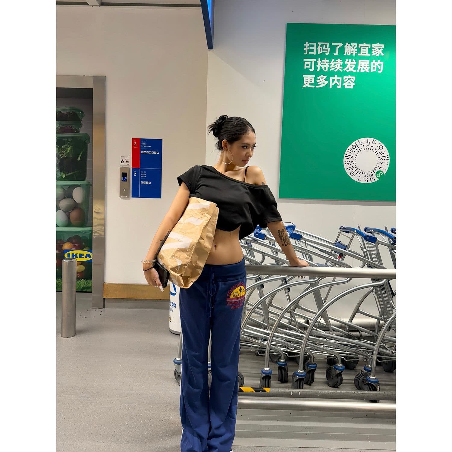 아메리칸 레트로 고급 센스 파란색 프린트 레이스업 뒤집다 허리 캐주얼 바지 여성 디자인 센스 몸매 가꾸기 슬림해 보이는 다용도 긴 바지 상세 이미지 4