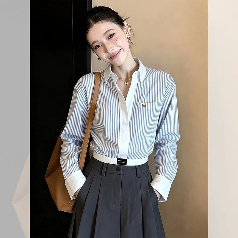 프랑스식 블루 화이트 스트라이프 POLO 칼라 긍정적 인 어깨 셔츠 여자 2026 봄 새로운 고급 센스 출퇴근 맨위 상세 이미지 1
