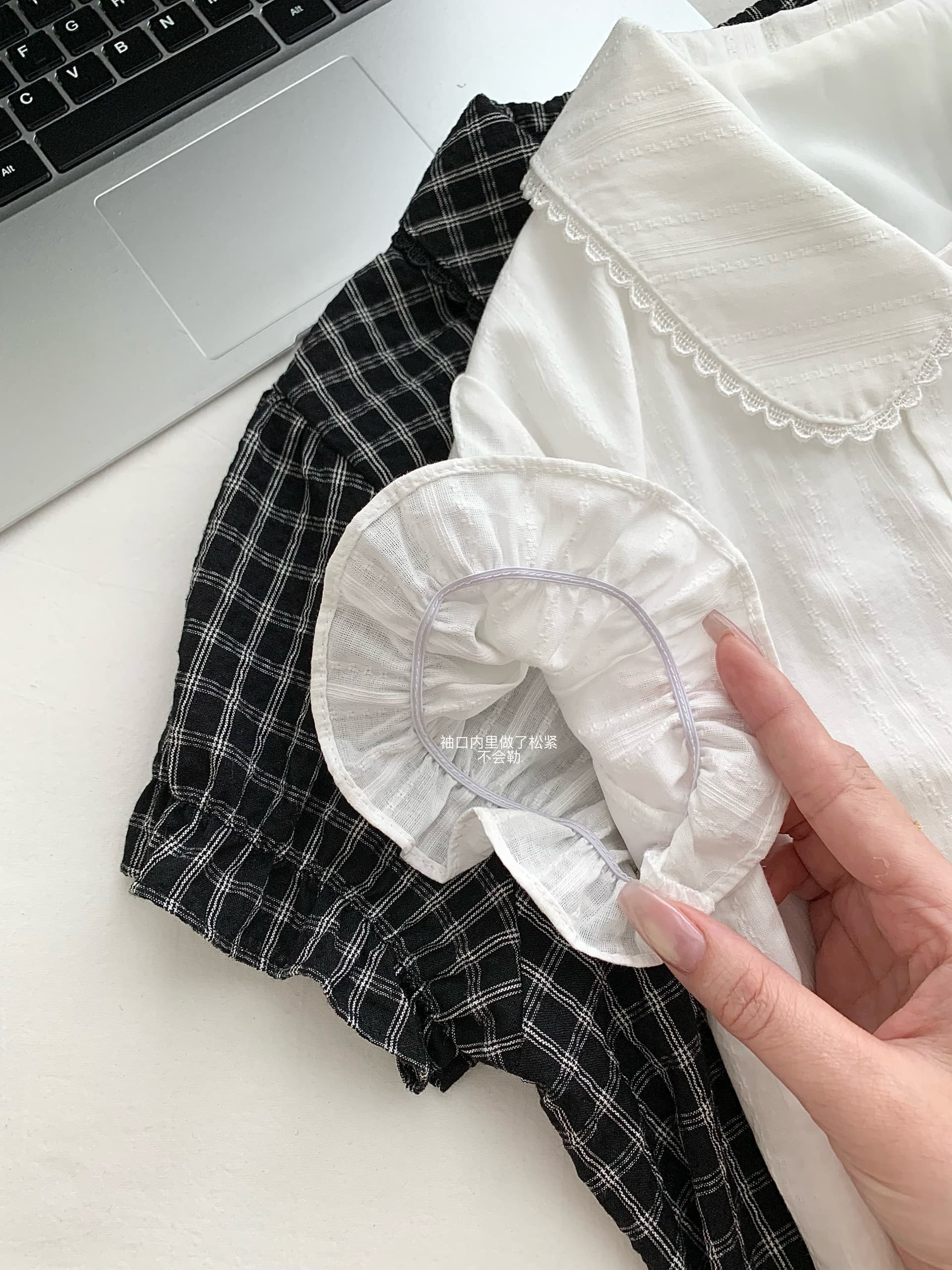 우유 토끼 행성 직접 만든 더블 행 패키지 버클 자카드 버블 센스 레이스 베이비 칼라 여성 셔츠 여름 반팔 맨위 상세 이미지 17