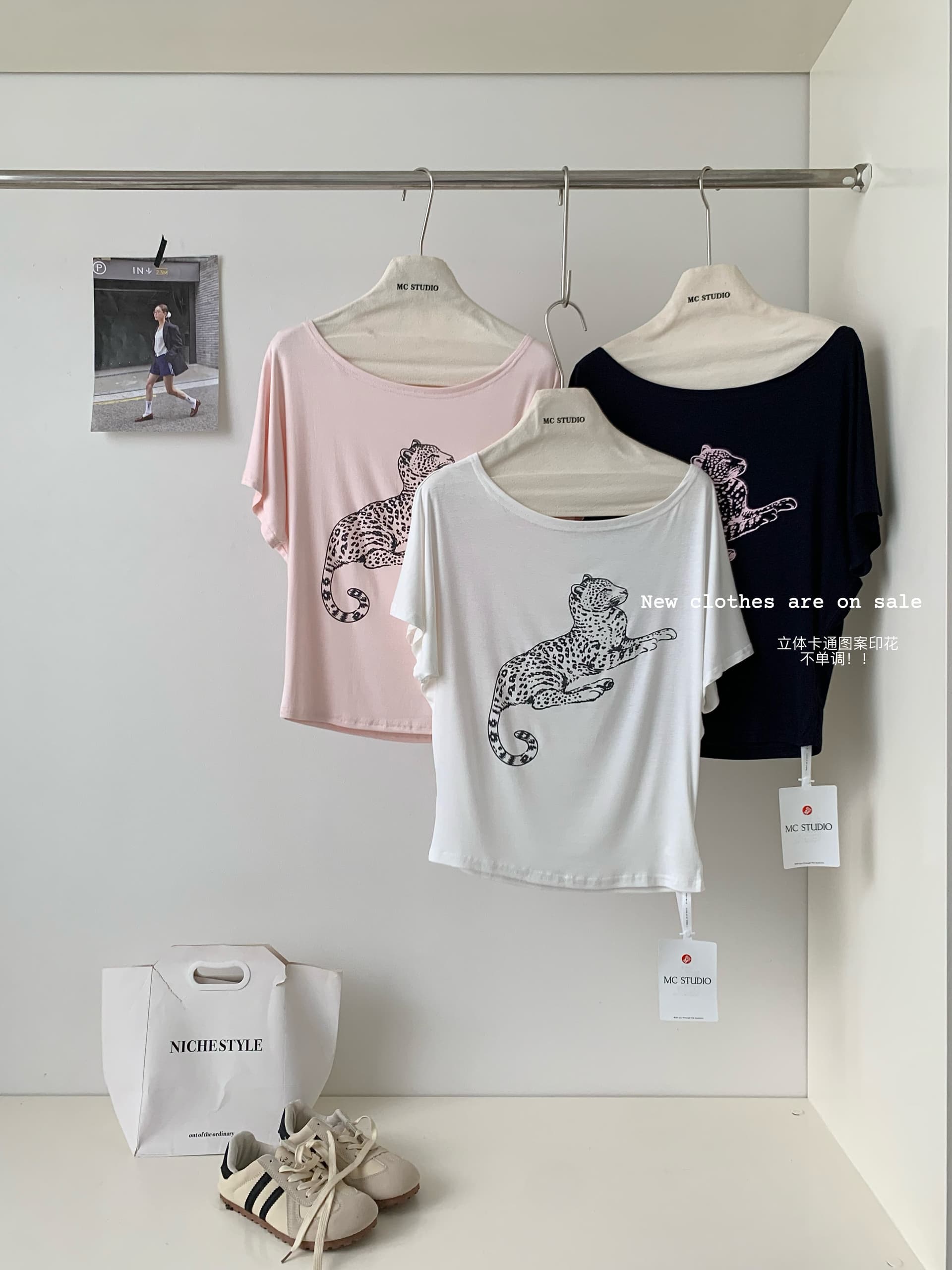 밤나무 코코아 bankelili 느긋한 표범 표범 프린트 비스듬한 어깨 티셔츠 여성 상세 이미지 8