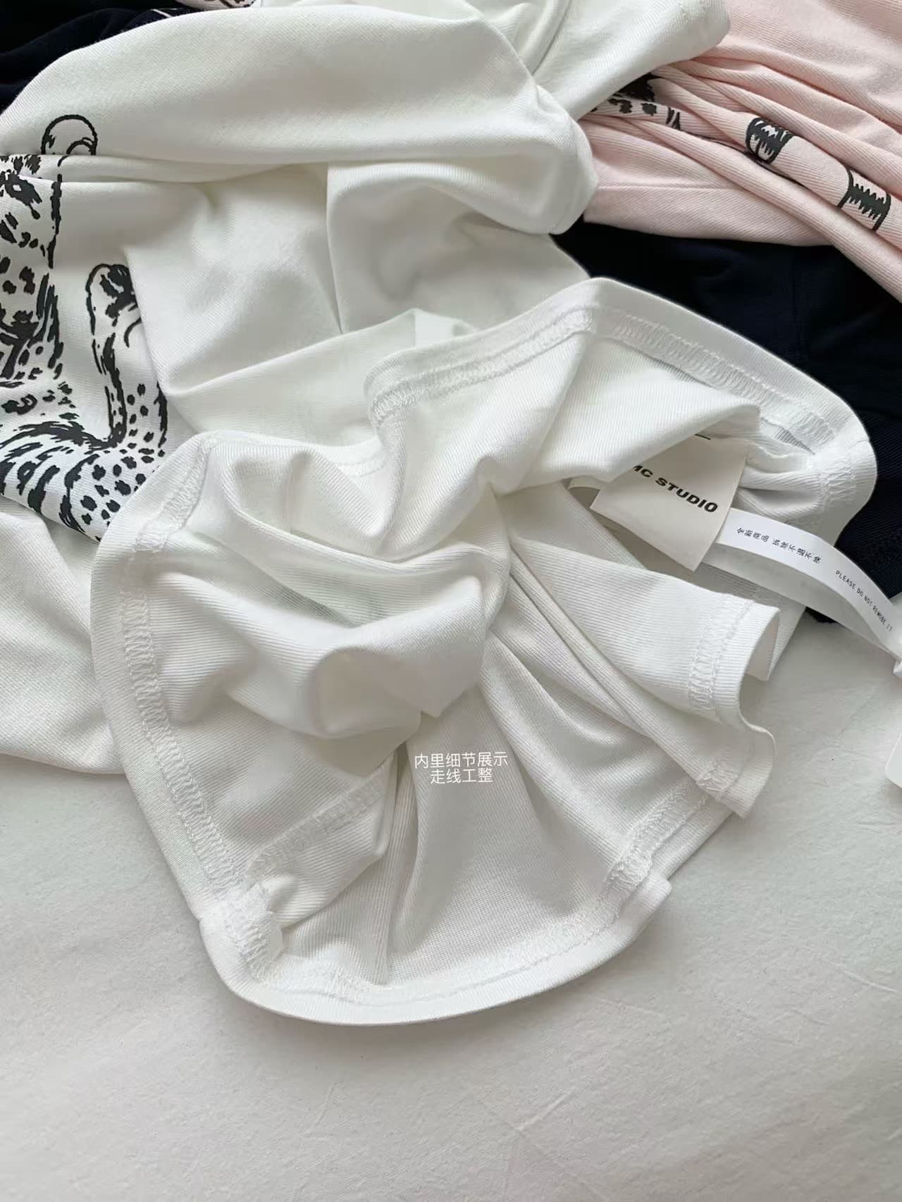 밤나무 코코아 bankelili 느긋한 표범 표범 프린트 비스듬한 어깨 티셔츠 여성 상세 이미지 15