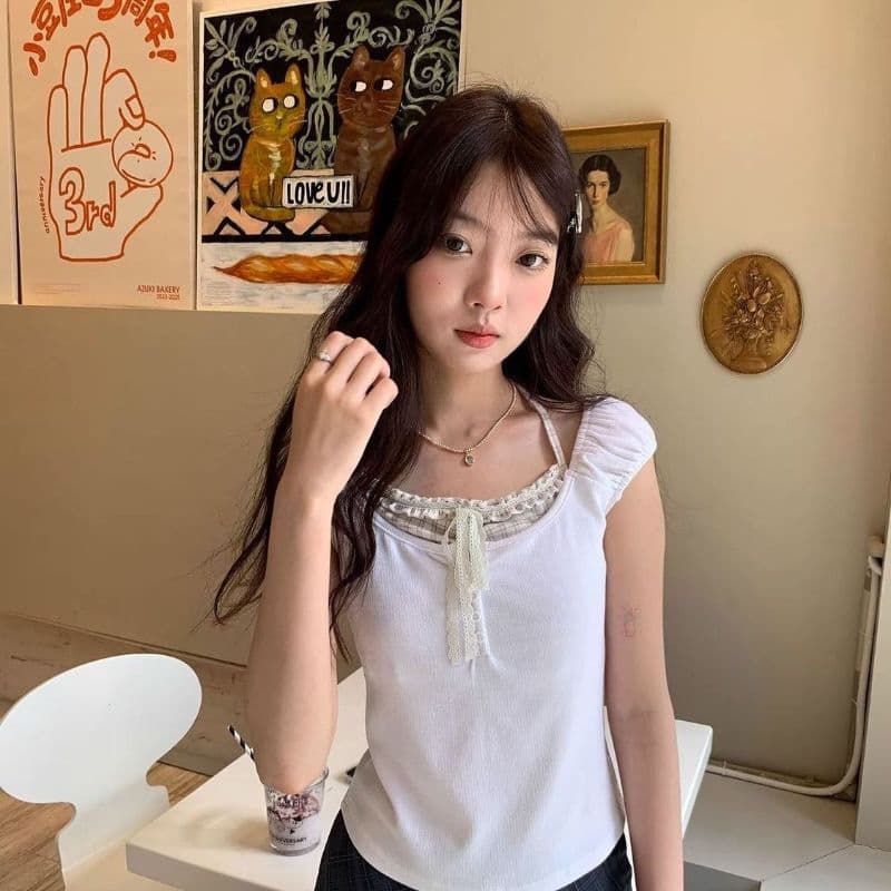 한 부서 체크무늬 레이스 조각 페이크 레이어드 레이스업 반팔 티셔츠 여성 봄 여름 달콤함 몸매 가꾸기 슬림해 보이는 행침 목 맨위 이미지 2