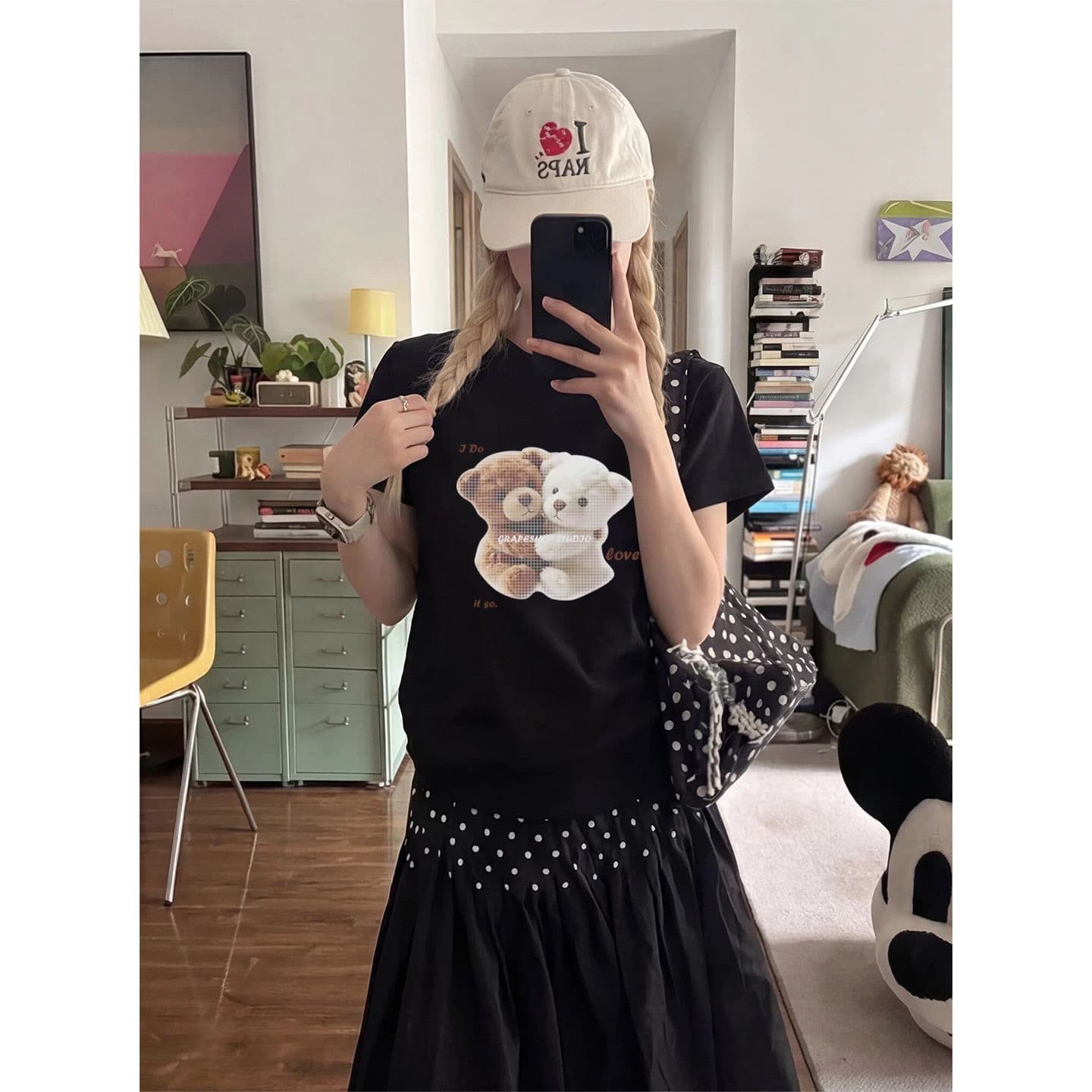 귀여운 디자인 센스 작은 곰 프린트 반팔 티셔츠 여성 긍정적 인 어깨 몸매 가꾸기 라운드 넥 다용도 2026 여름 새로운 맨위 트렌디 이미지 2