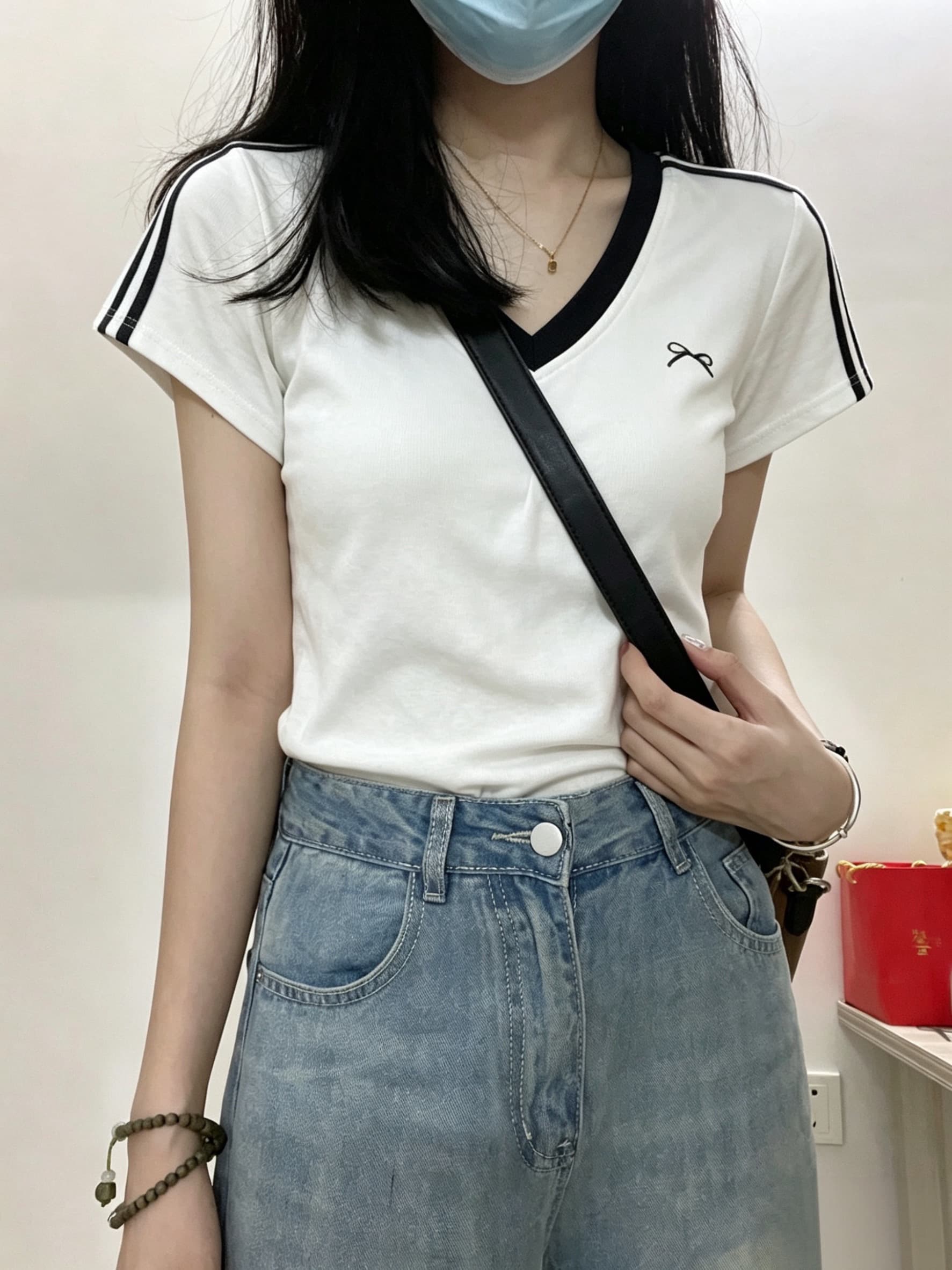 좋은 품질 자수 네리 가게 천 광저우 천 사람들 면 260 그램 V넥 반팔