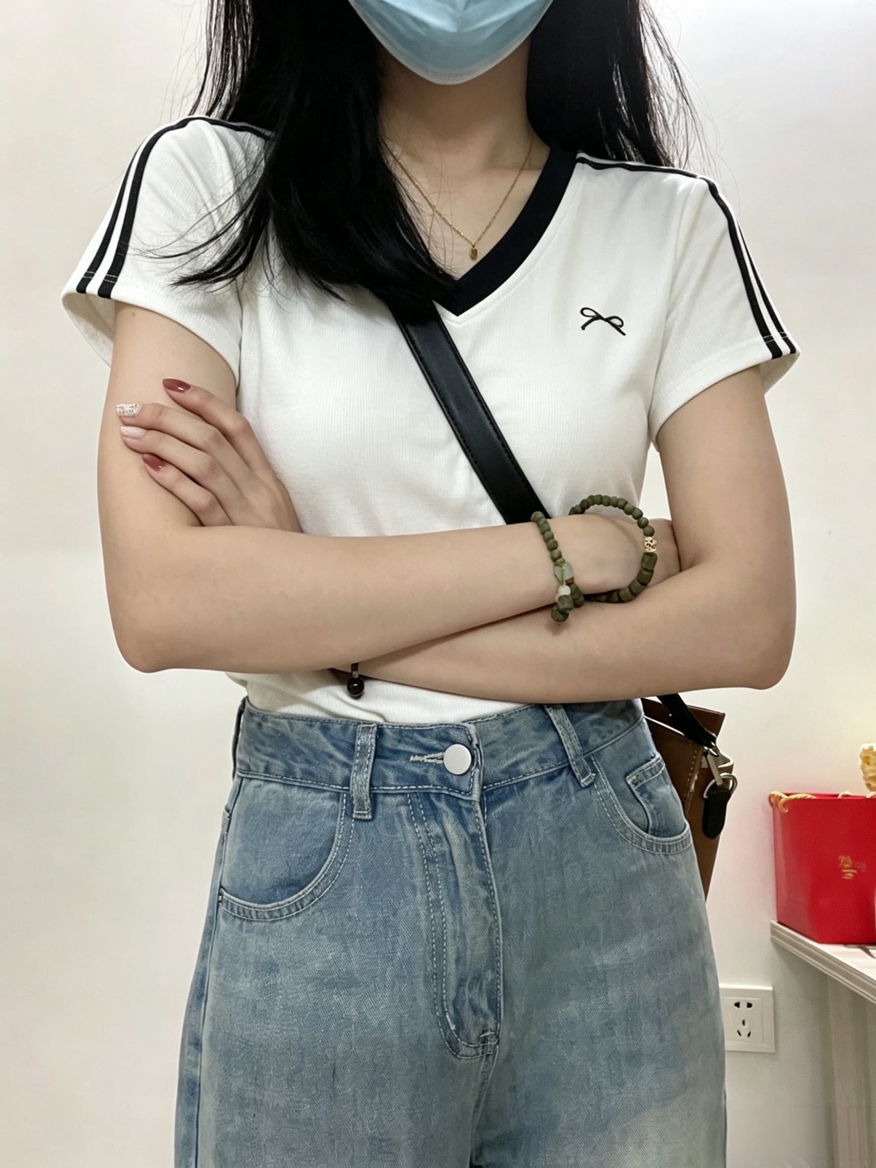 좋은 품질 자수 네리 가게 천 광저우 천 사람들 면 260 그램 V넥 반팔 이미지 2