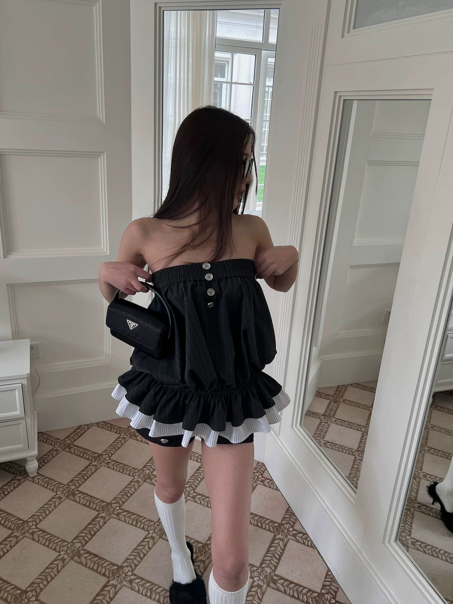 클래식 핀 스트라이프 다중 레이어 퍼프 꽃밭 튜브탑 조끼 여성 여름 새로운 배색 패치워크 밑단 소근 맨위 상세 이미지 3