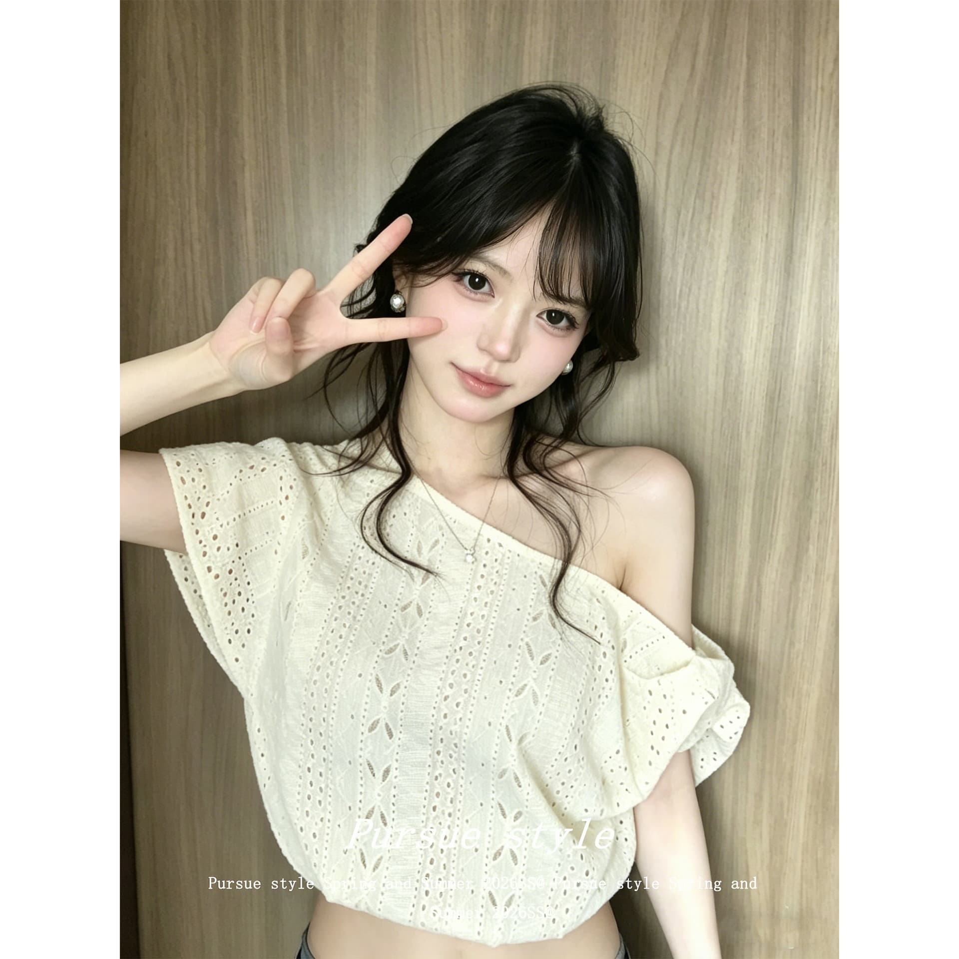 로진 화이트 전갈 자카드 자수 비틀림 비스듬한 어깨 반팔 티셔츠 여성 여름 디자인 센스 오프숄더 맨위 이미지 5