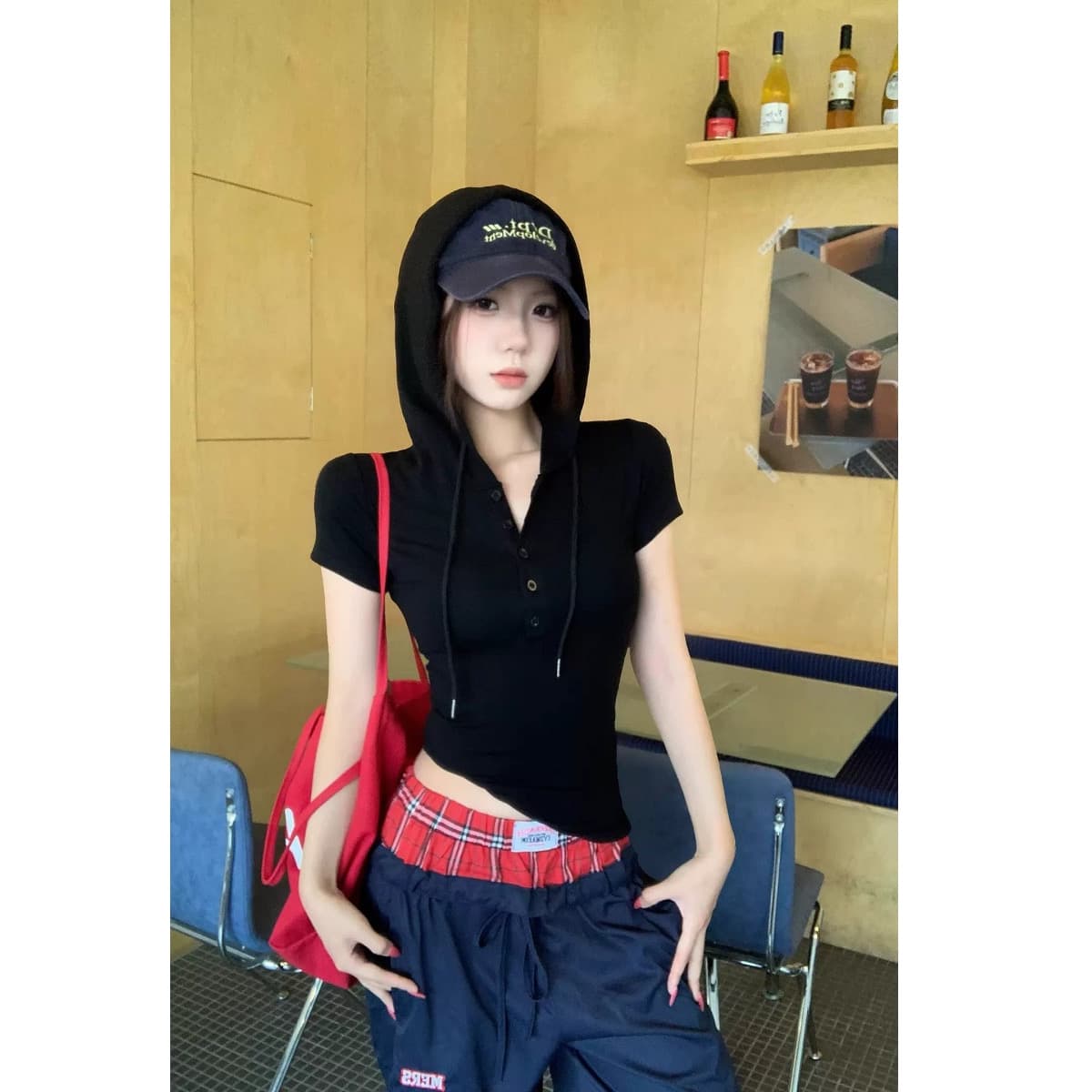 아메리칸 핫걸 바람 검정색 레트로 반팔 후드 POLO 셔츠 표지 고기 꼬집기 허리 작은 대중 패션 맨위