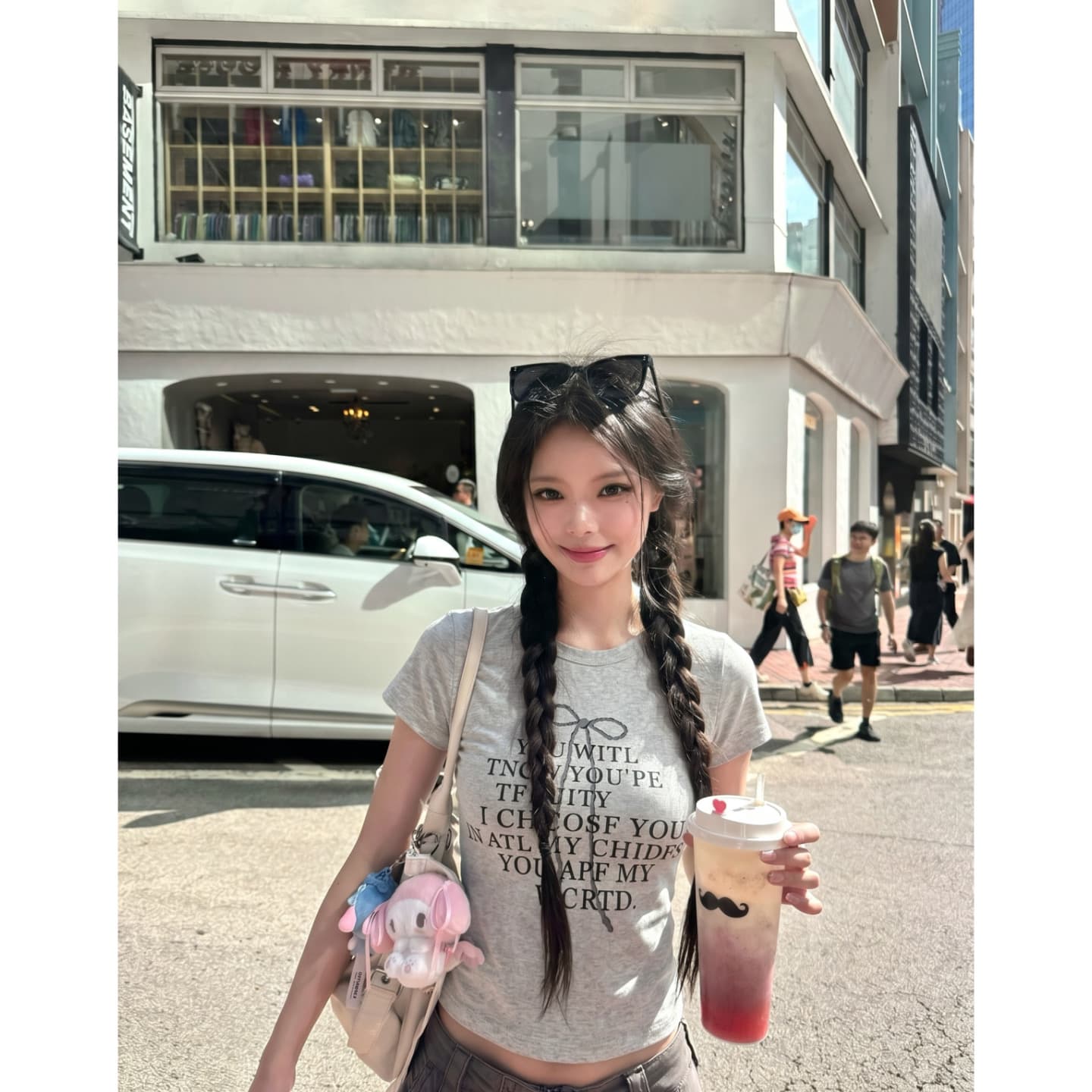 광저우 원단 디지털 직분사 완제품 210 그램 95 면 40s 오스트리아 델 나비 매듭 알파벳 프린트 짧은