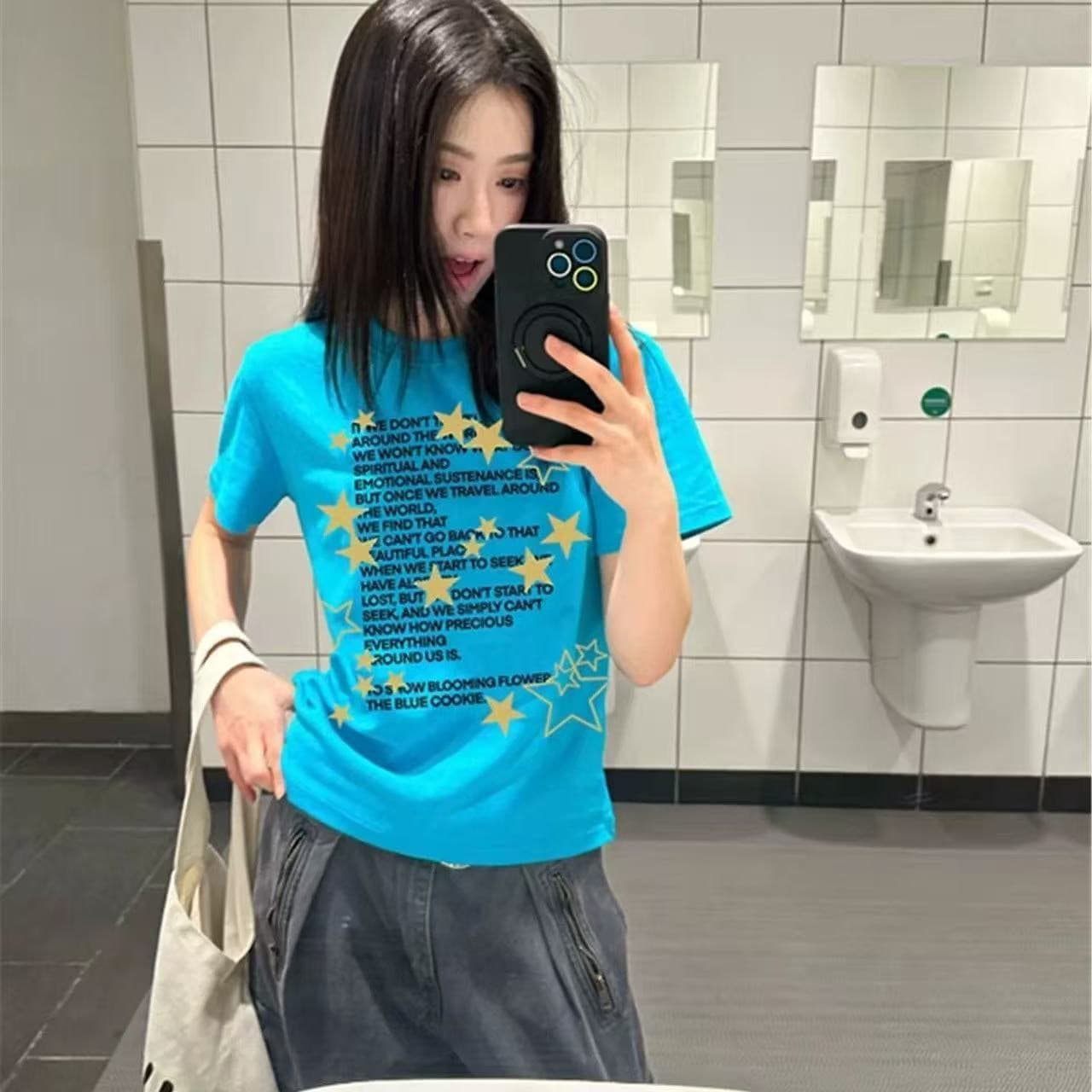 파란색 디스플레이 화이트 별 알파벳 프린트 라운드 넥 반팔 티셔츠 여성 여름 새로운 몸매 가꾸기 허리 수축 긍정적 인 어깨 의류 트렌디 상세 이미지 6
