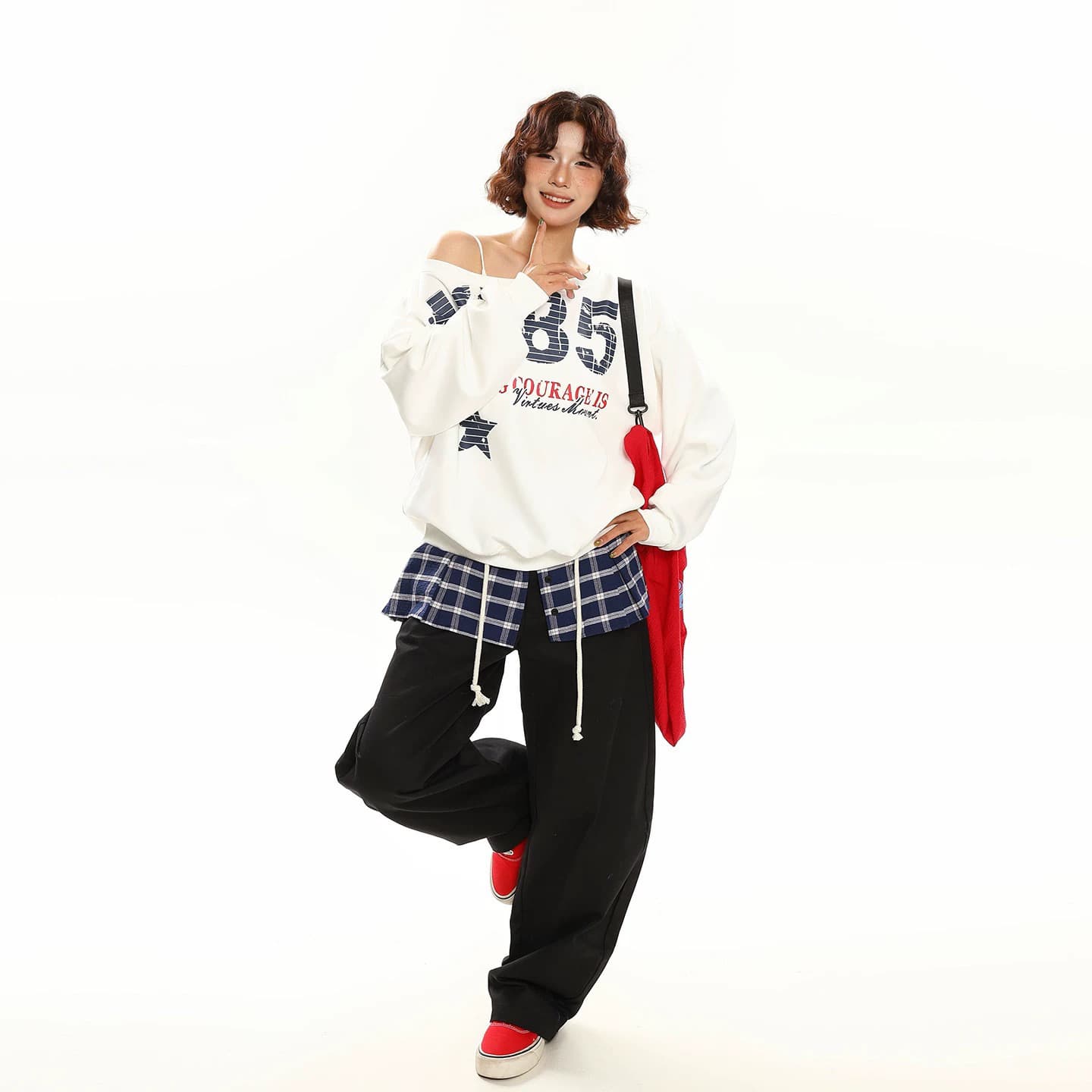아메리칸 별 알파벳 프린트 비스듬한 어깨 후드티 여성 가을 루즈핏 캐주얼 ins 맨위 이미지 2