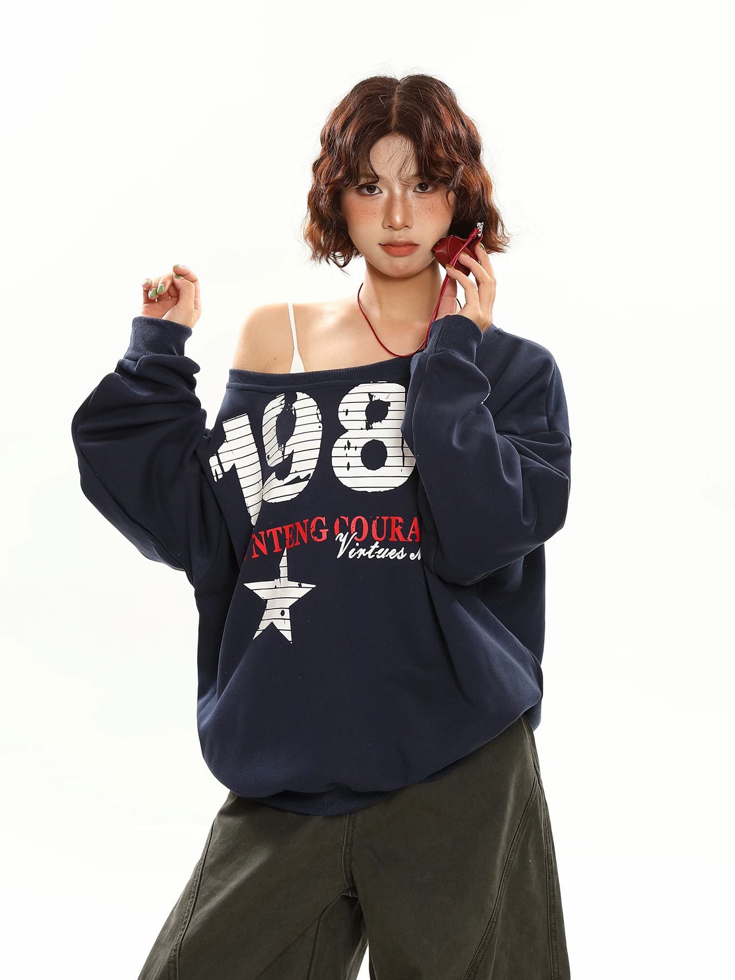 아메리칸 별 알파벳 프린트 비스듬한 어깨 후드티 여성 가을 루즈핏 캐주얼 ins 맨위 이미지 3