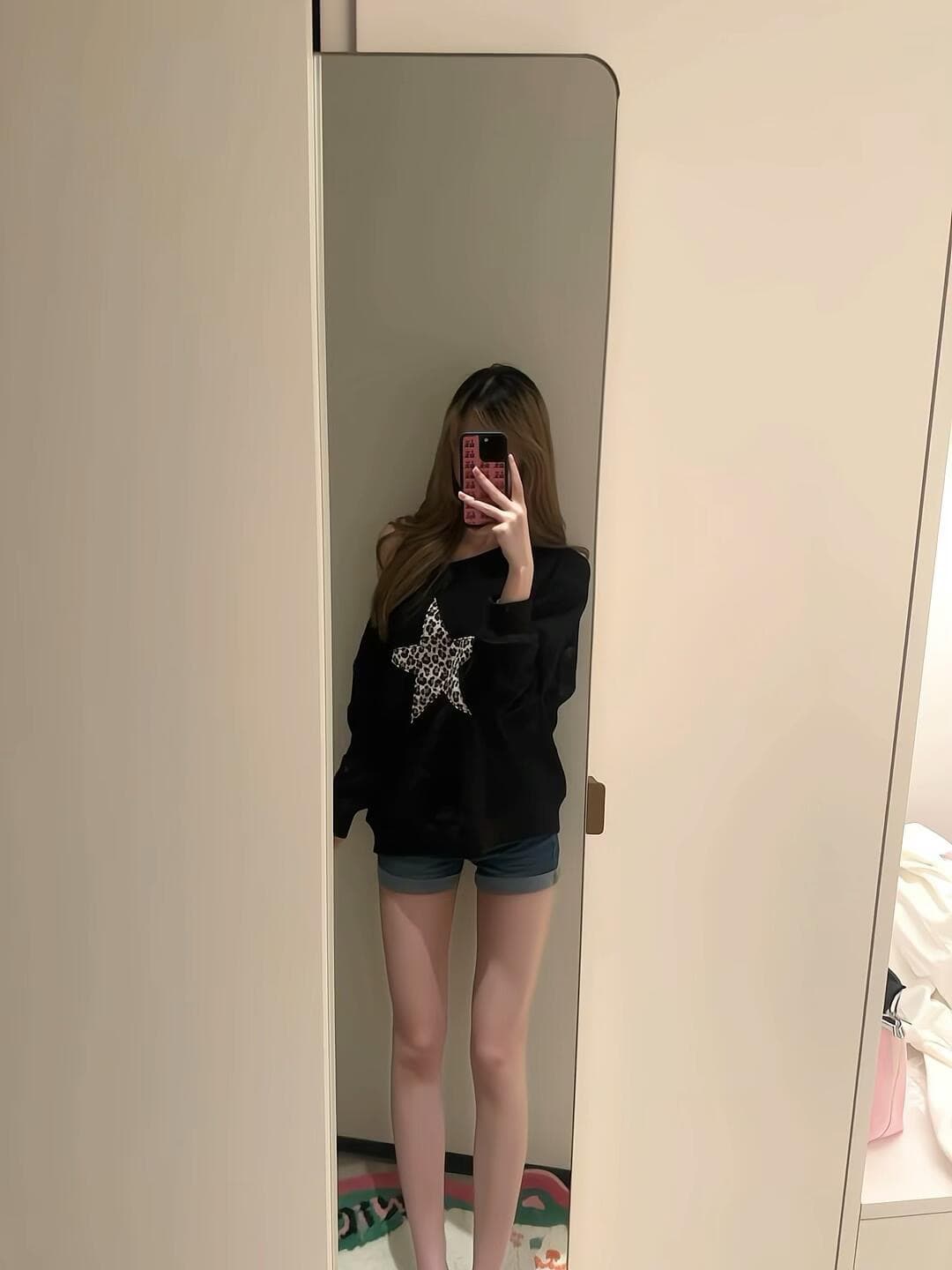 아메리칸 레트로 프린트 비스듬한 어깨 후드티 여성 가을 겨울 루즈핏 맨위 이미지 4