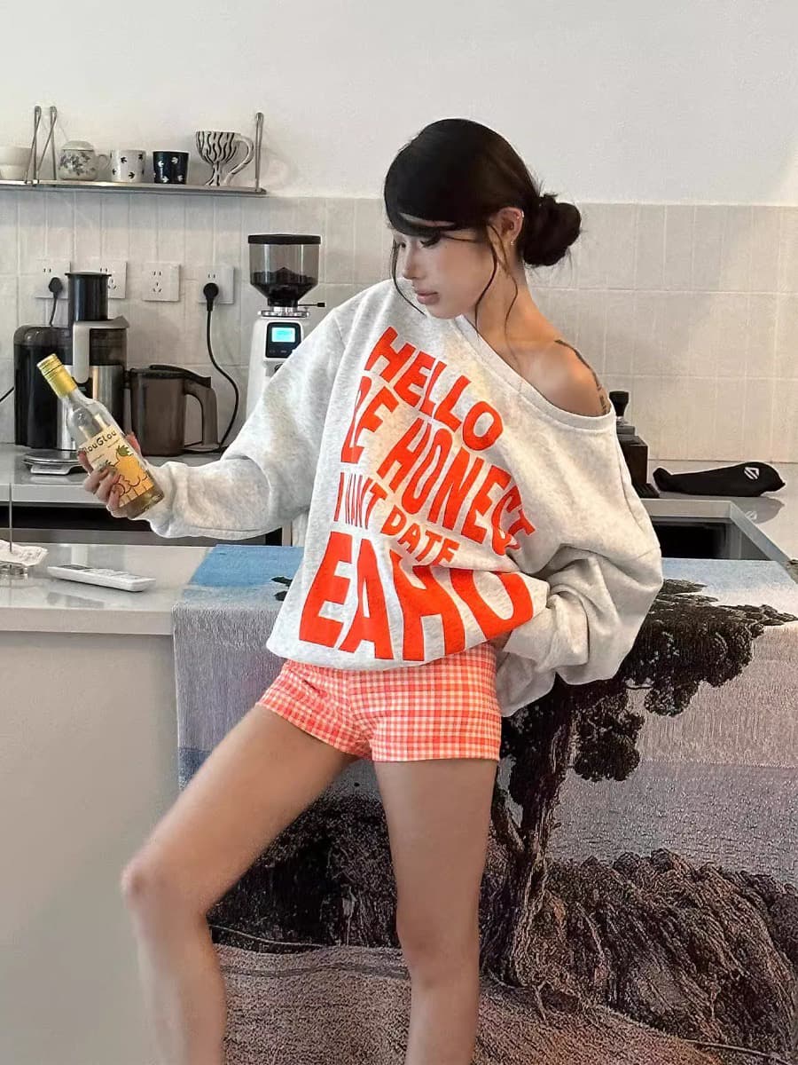 아메리칸 느긋한 chic 알파벳 프린트 비스듬한 어깨 후드티 여성 가을 새로운 느슨함 센스 루즈핏 캐주얼 맨위 상세 이미지 4