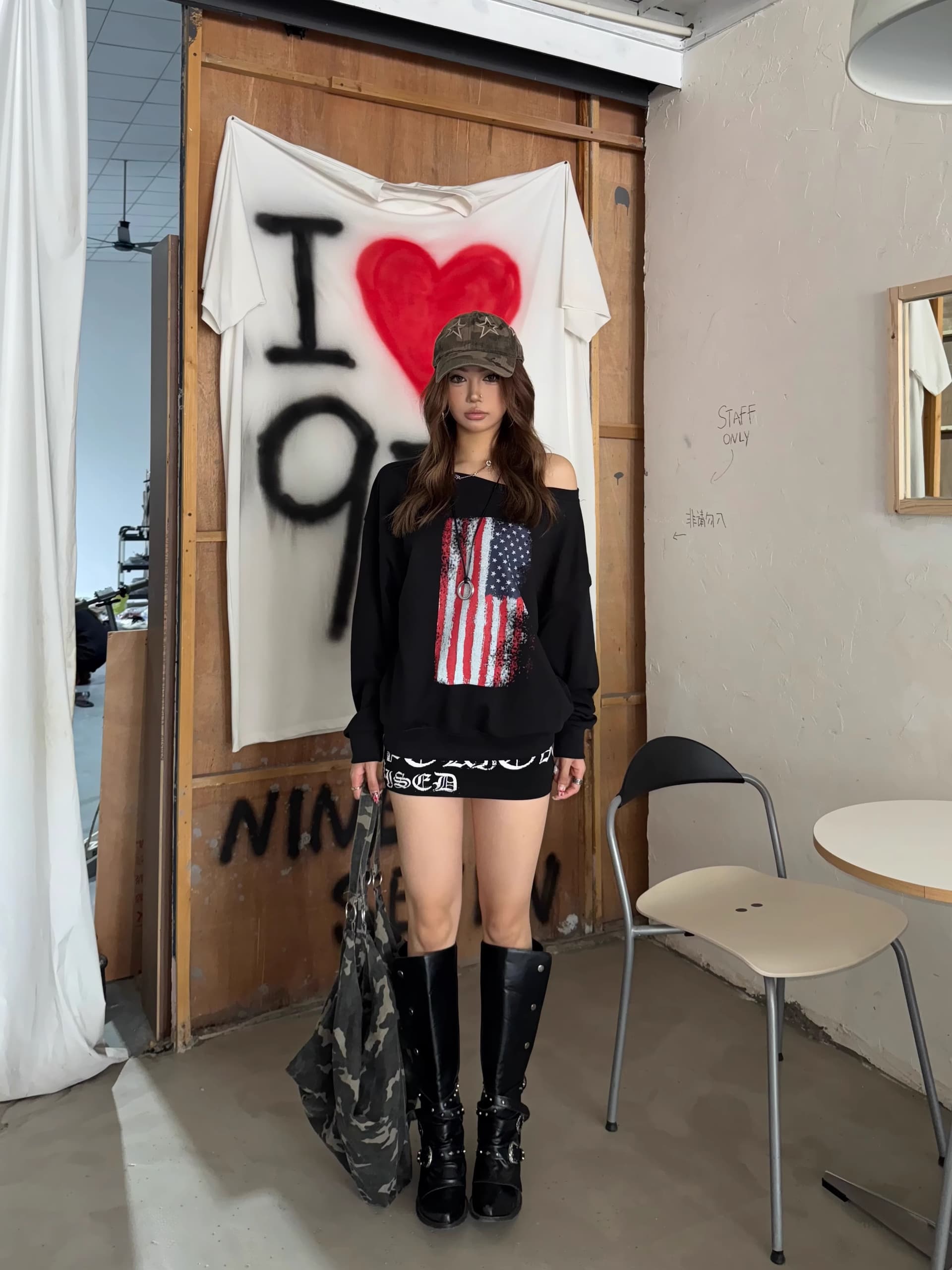 아메리칸 느긋한 chic 알파벳 프린트 비스듬한 어깨 후드티 여성 가을 새로운 느슨함 센스 루즈핏 캐주얼 맨위 이미지 4
