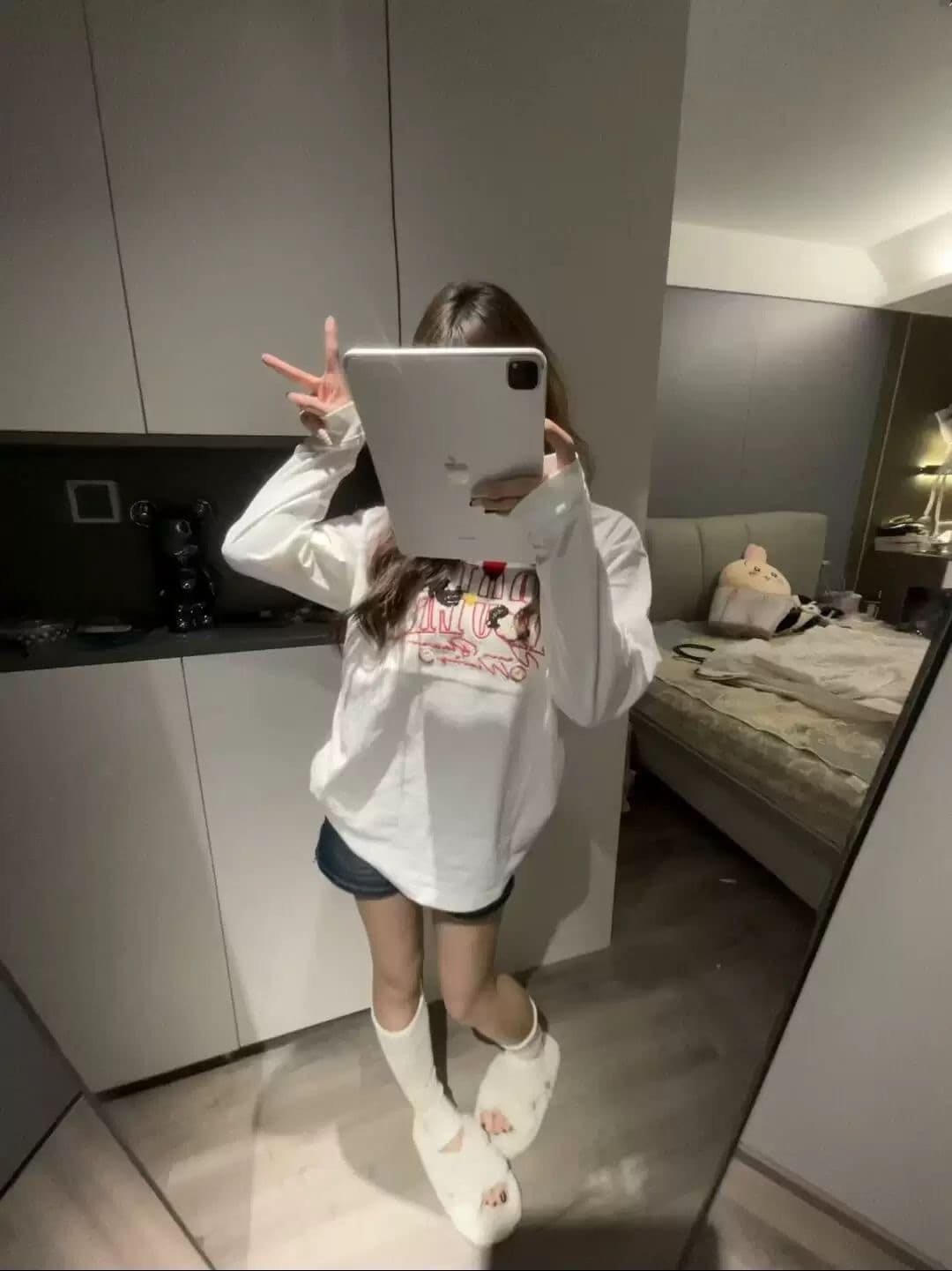순면 210 그램 빗질하다 정밀 프린트 가을 루즈핏 긴팔 티셔츠 여성 상세 이미지 1