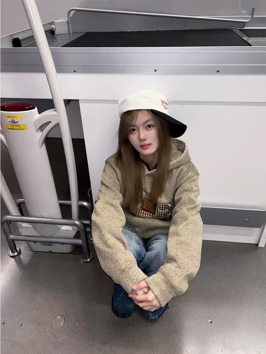 광저우 원단 원본 천 원본 것 외출용 후드티 자수 이미지 4