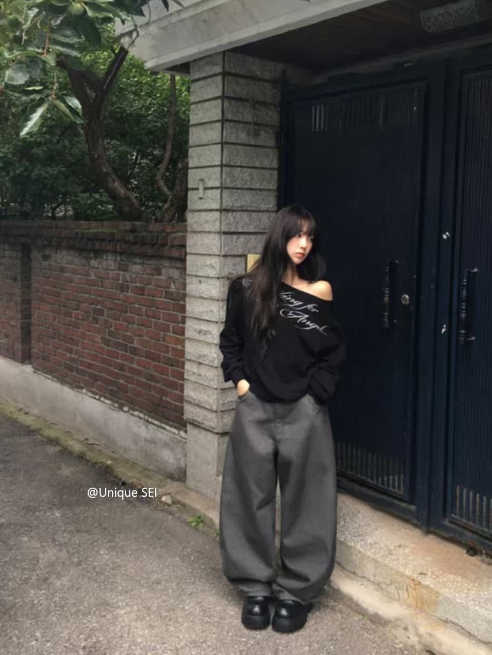 아메리칸 레트로 핫걸 비스듬한 어깨 프린트 루즈핏 후드티 상세 이미지 4