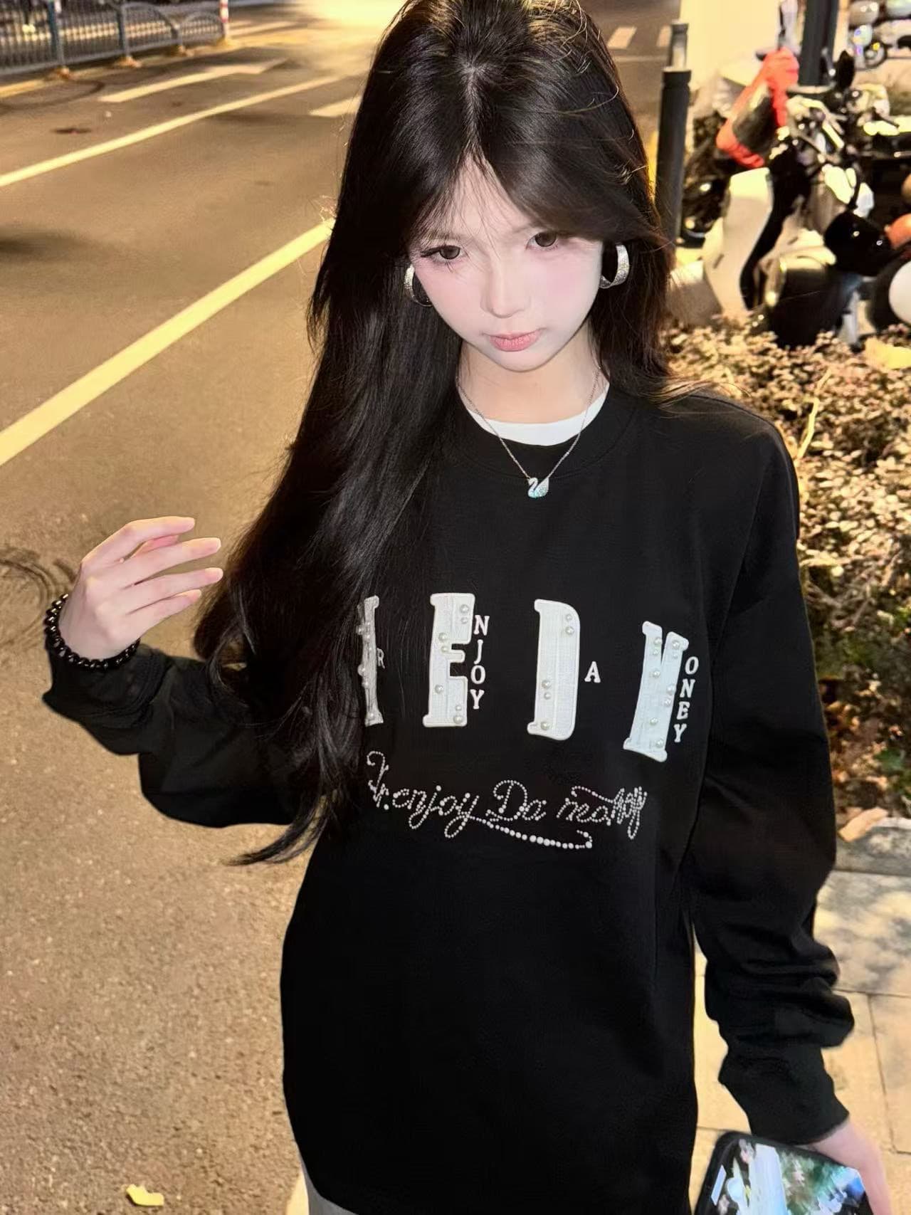 원본 작은 샤넬 스타일 자수 비즈 박기 핫픽스 19 지점 220 그램 순면 긴팔 티셔츠 상세 이미지 4