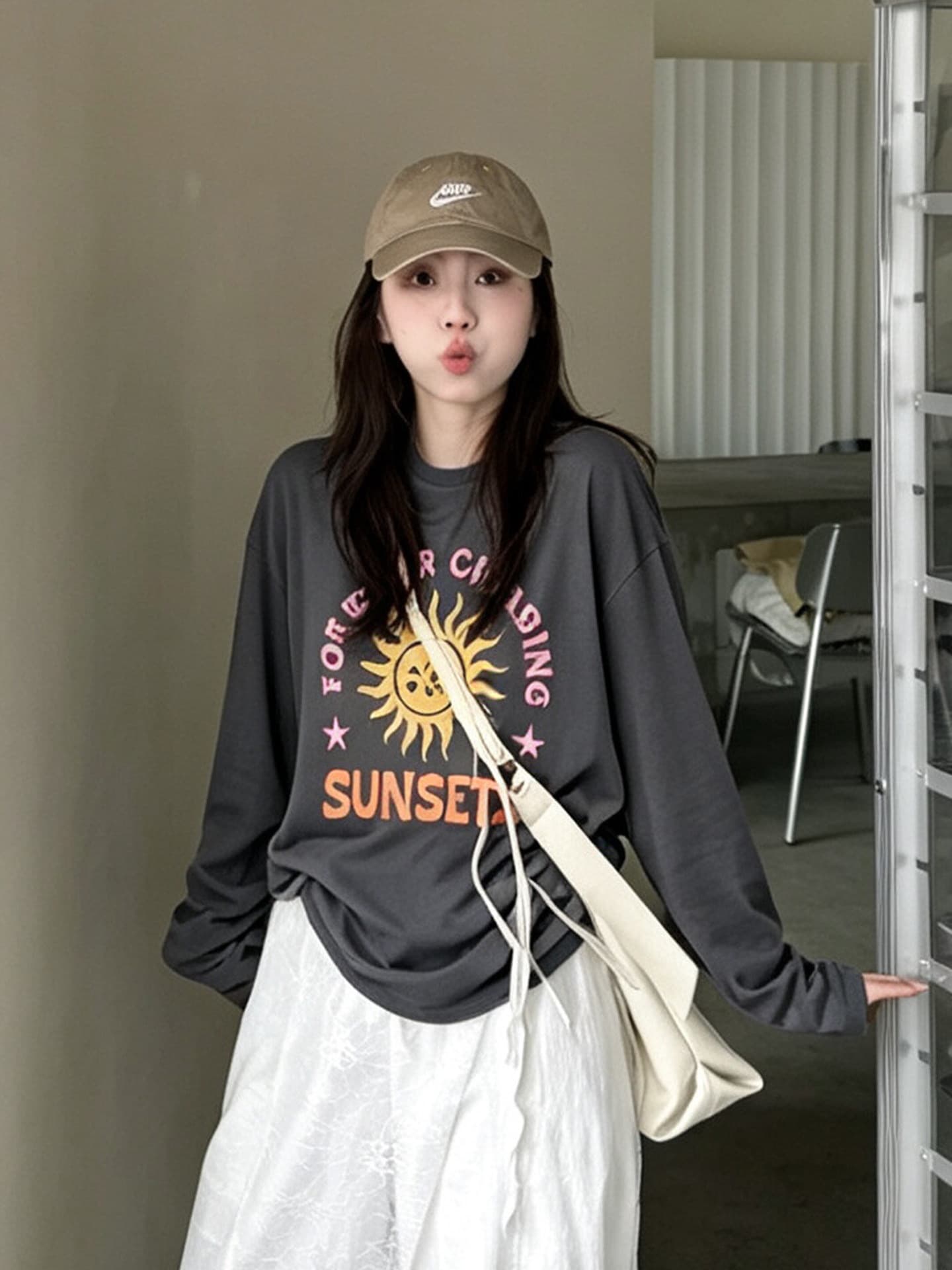 높은 품질 순면 200그램 21 빗질하다 정밀 프린트 가을 루즈핏 긴팔 티셔츠 여성 이미지 4