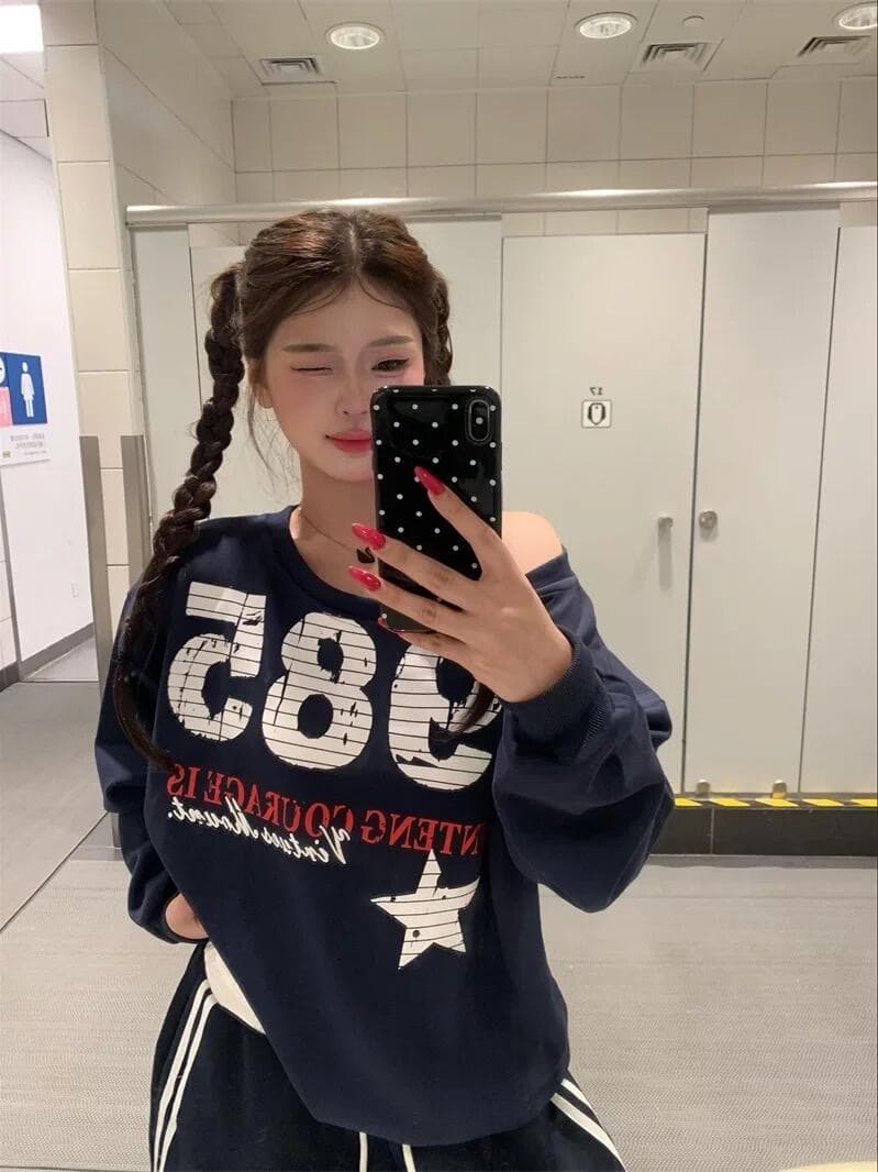 아메리칸 레트로 프린트 비스듬한 어깨 후드티 여성 가을 겨울 루즈핏 맨위