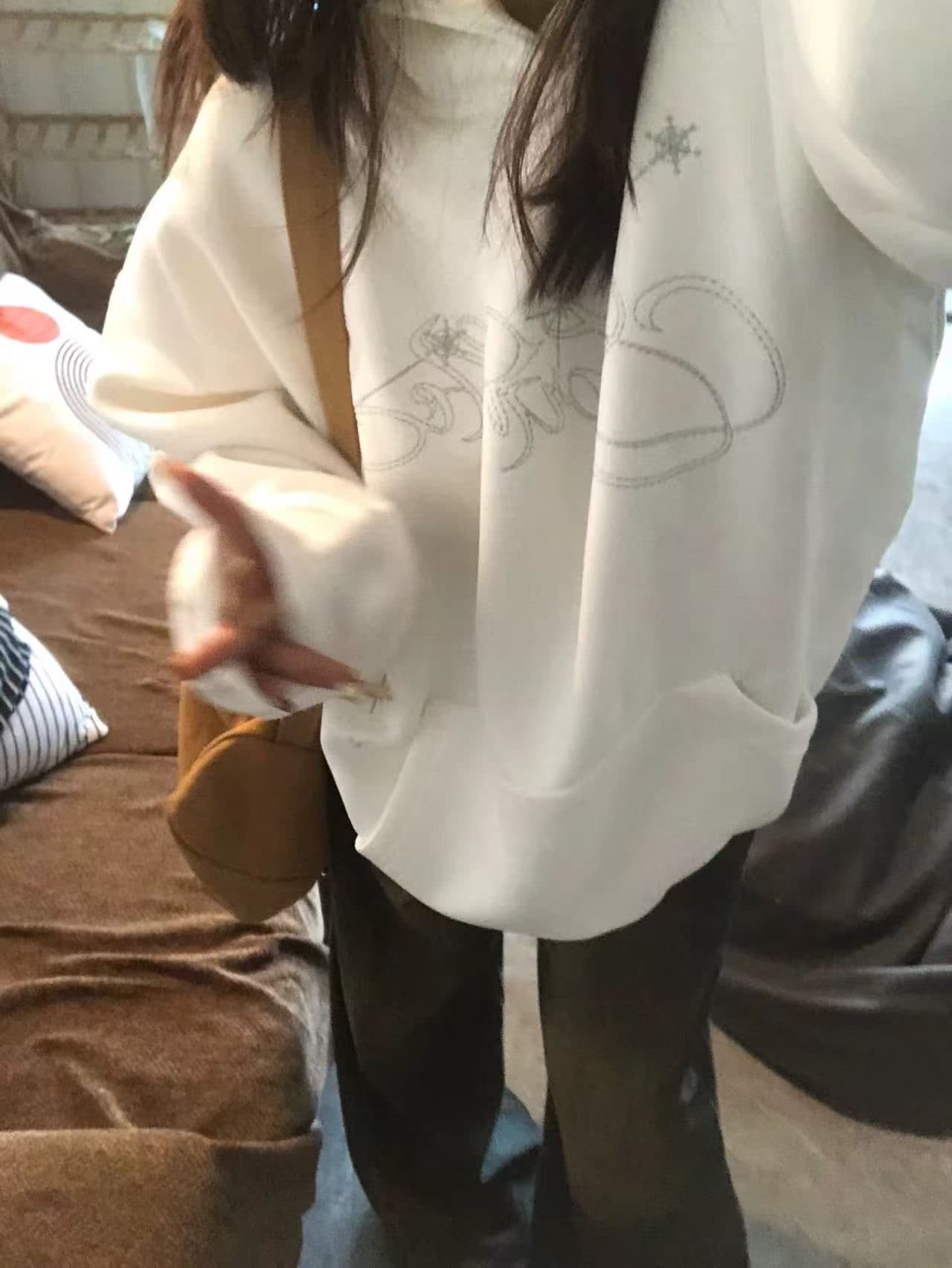 얇은 스타일 털이 있는 자수 이후 패키지 칼라 순수한 Mianhua 면 복합 후드티 여성 상세 이미지 3