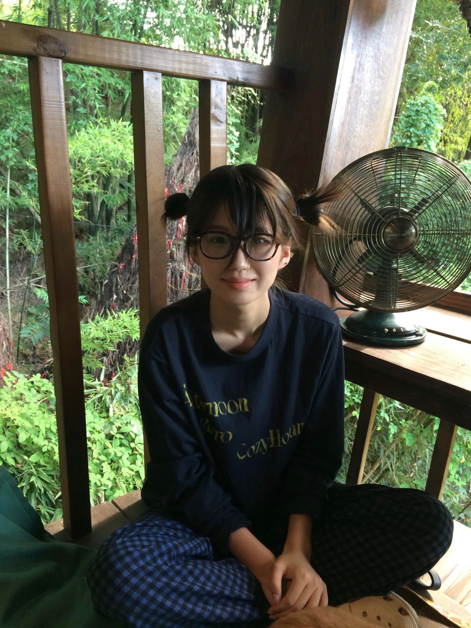 높은 품질 순면 200그램 21 빗질하다 정밀 프린트 가을 루즈핏 긴팔 티셔츠 여성 상세 이미지 2
