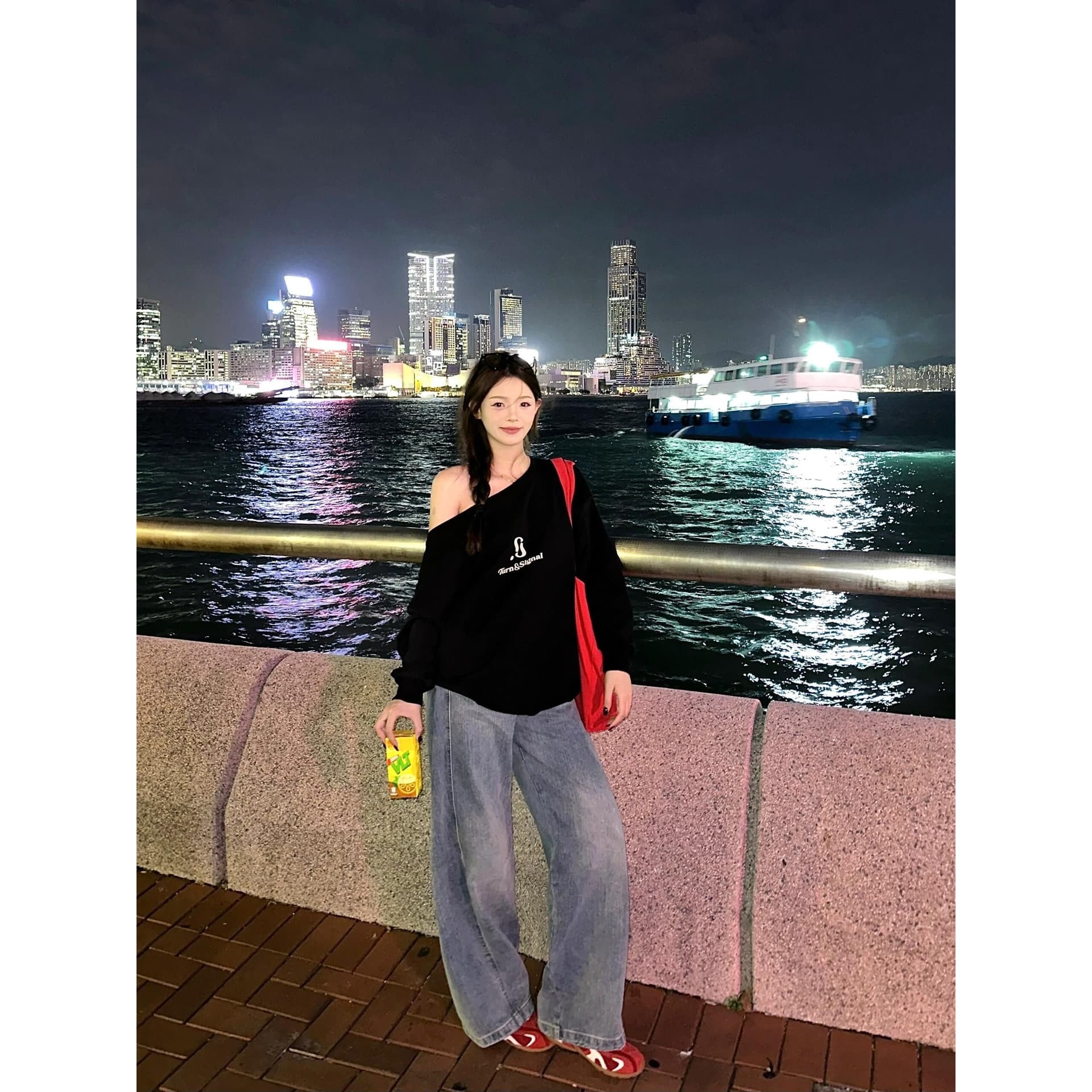 아메리칸 레트로 핫걸 비스듬한 어깨 프린트 루즈핏 후드티 이미지 5