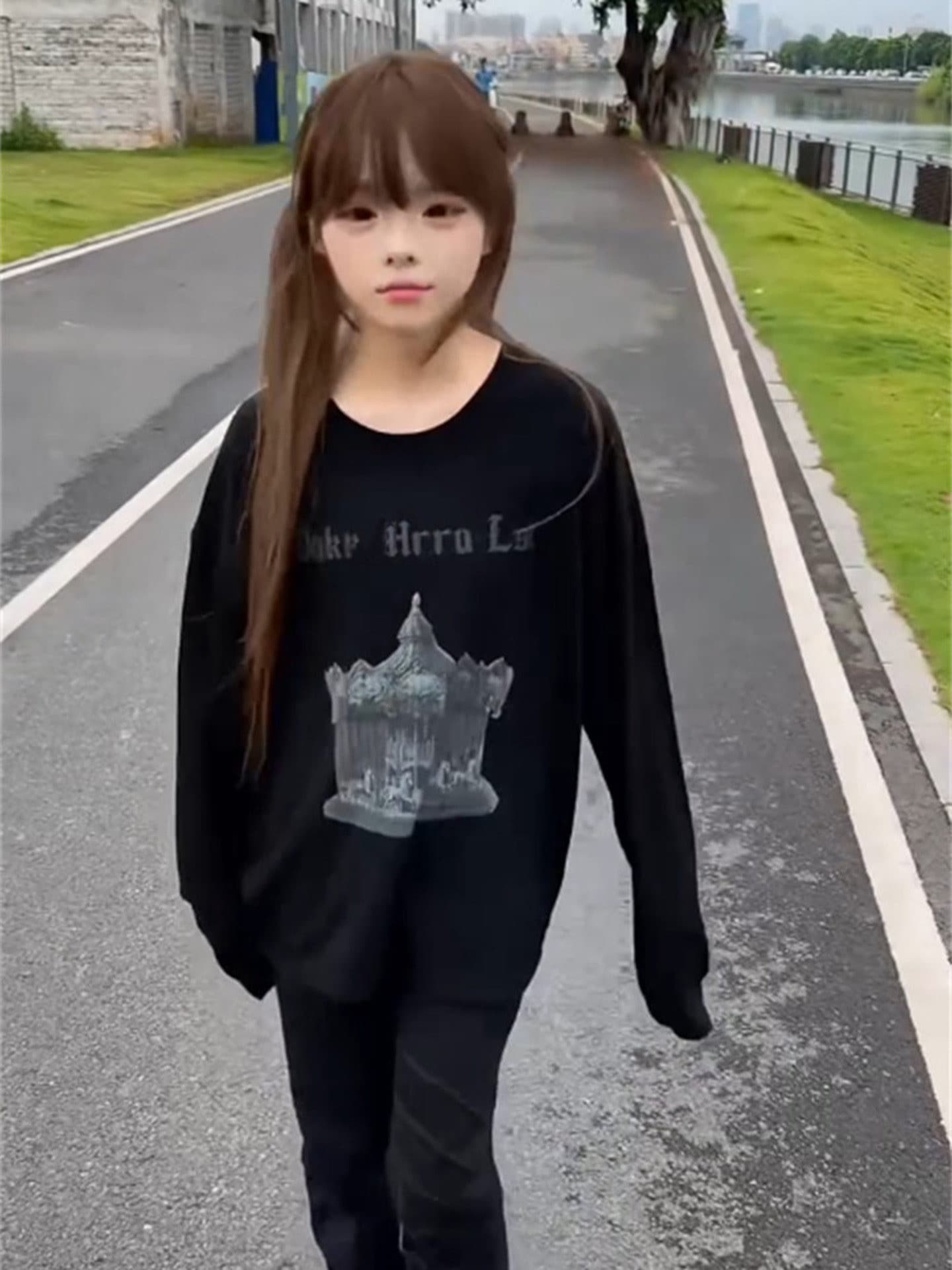 높은 품질 순면 200그램 21 빗질하다 정밀 프린트 가을 루즈핏 긴팔 티셔츠 여성 상세 이미지 4