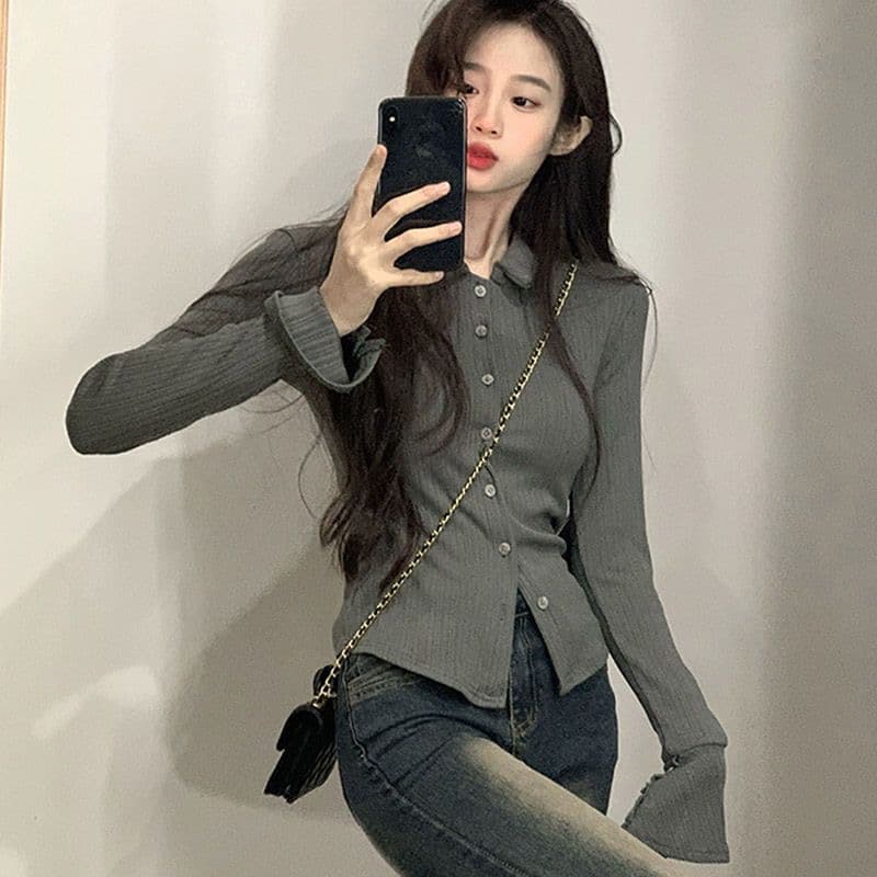 핫걸 긍정적 인 어깨 긴팔 티셔츠 여성 봄 가을 디자인 센스 몸매 가꾸기 기본 셔츠 나팔 소매 맨위
