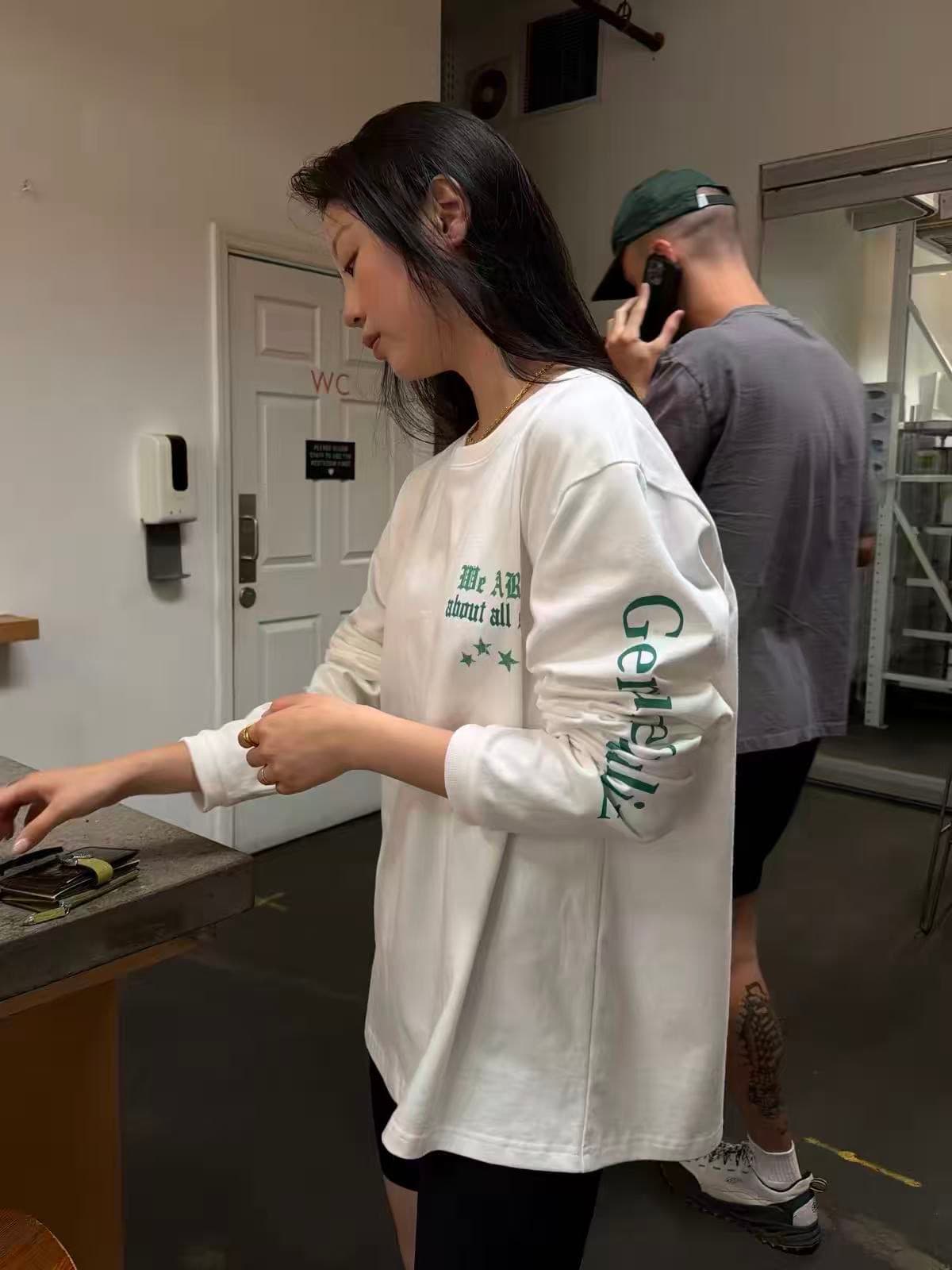 봄 가을 새로운 빗질하다 닫기 순면 이후 패키지 칼라 긴팔 라운드 넥 프린트 티셔츠