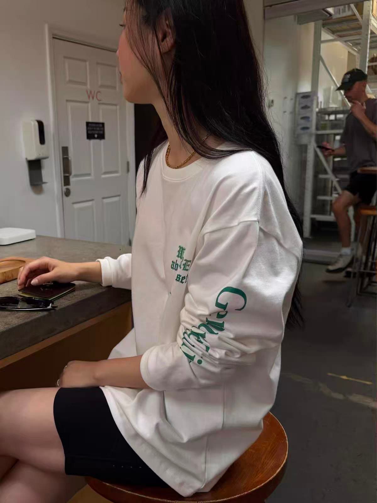 봄 가을 새로운 빗질하다 닫기 순면 이후 패키지 칼라 긴팔 라운드 넥 프린트 티셔츠 상세 이미지 3