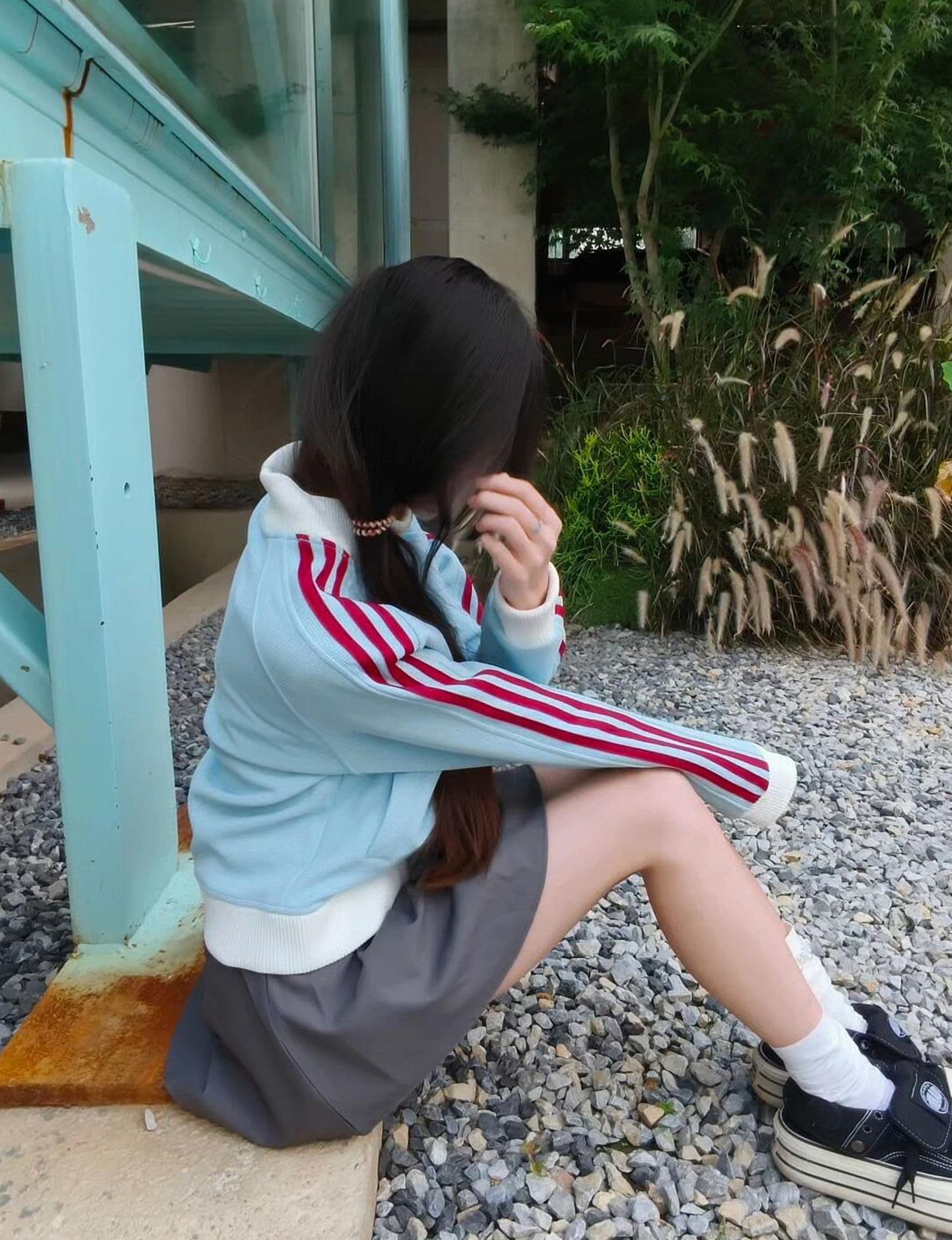 얇은 스타일 쇼트 스타일 원본 것 맞춤 달팽이 구두 광저우 후아 남편 그리드 복합 스탠드 칼라 지퍼 후드티 이미지 4