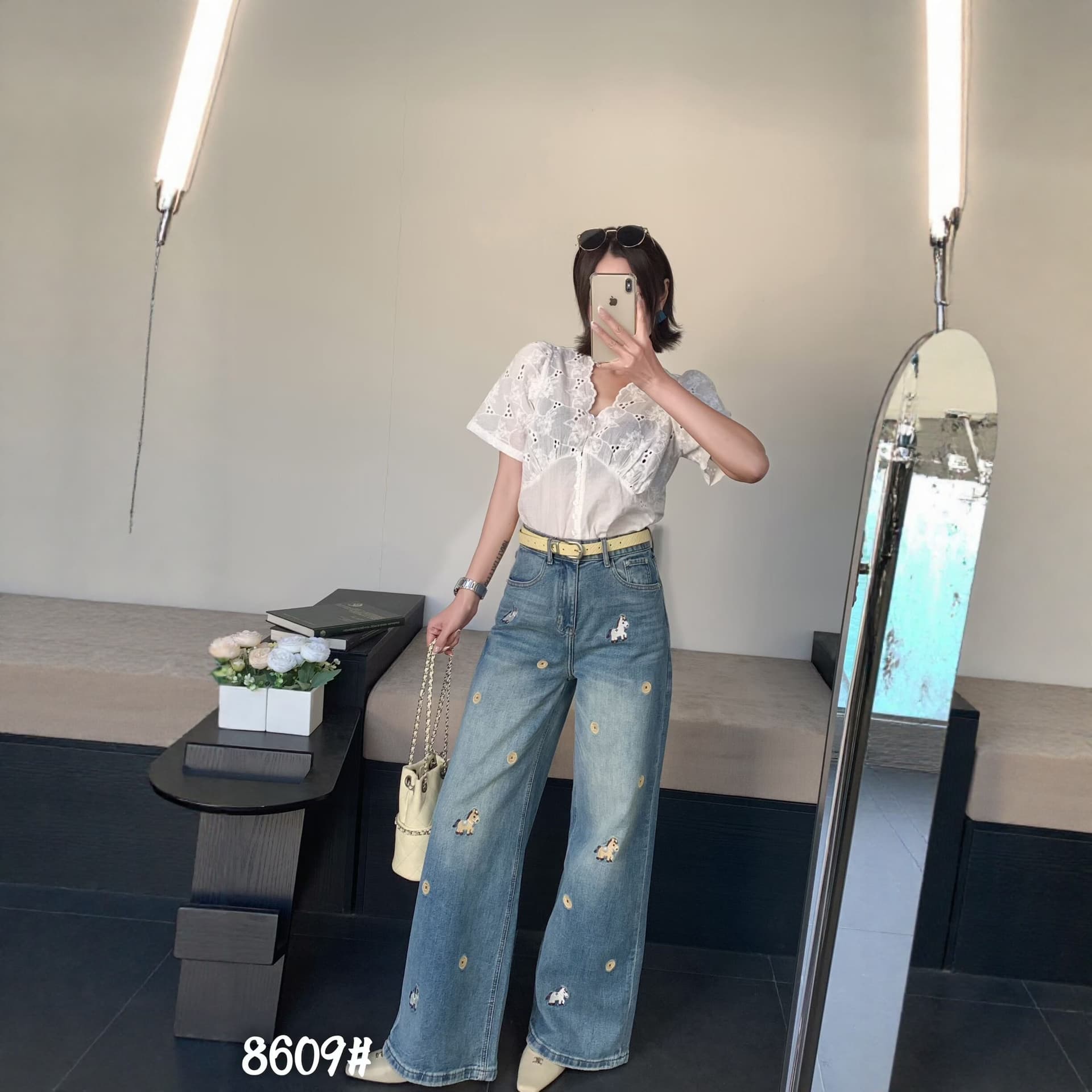 2026 년 봄 새로운 작은 코드 구리 동전 자수 럭키 스트레이트 넓은 다리 청바지 이미지 4