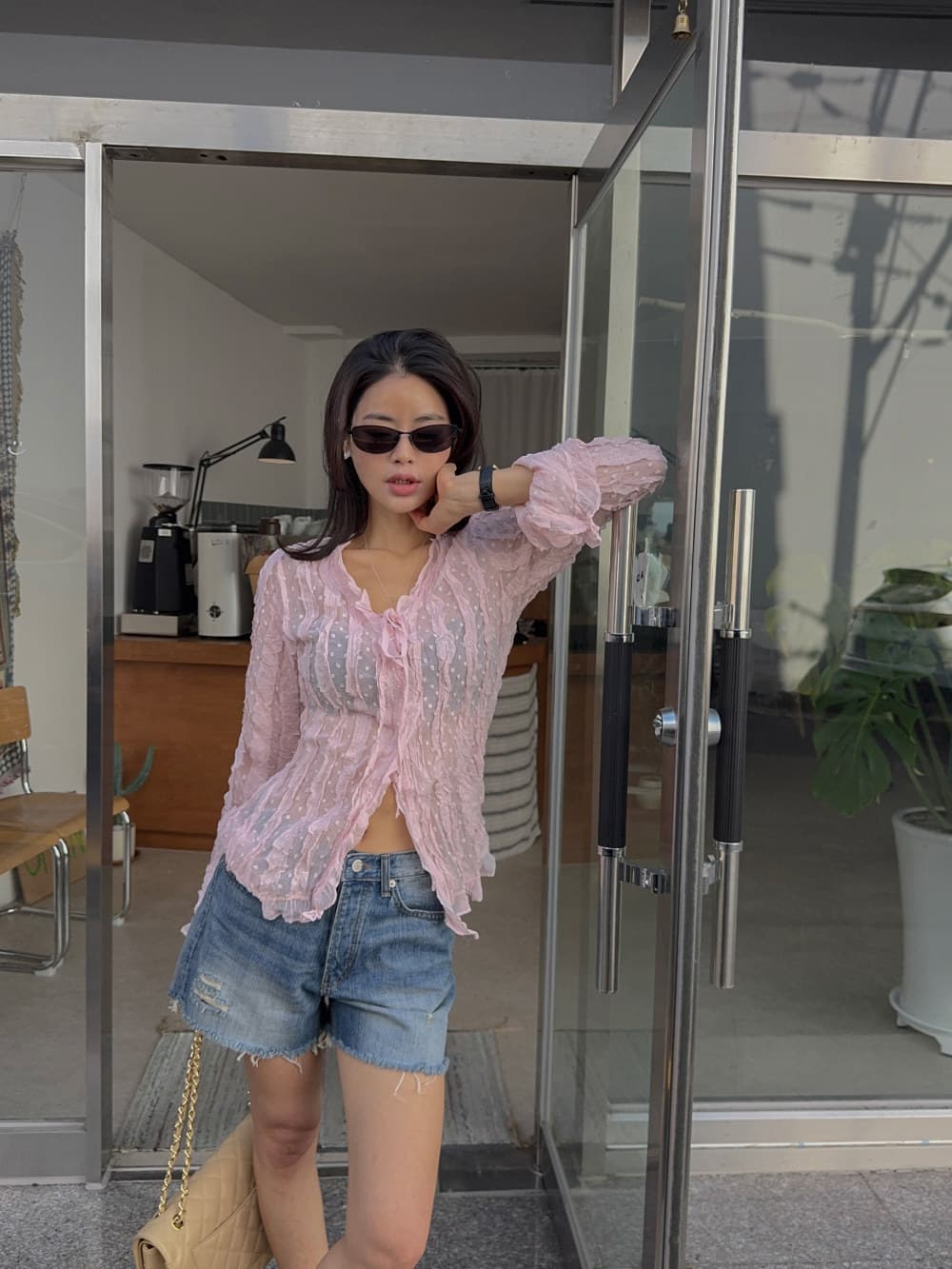 maymay 루 루 한국 동대문 구매 그리기 찢어진 부분 털 반드시 측면 루즈핏 마 오래된 데님 반바지 2026ss 상세 이미지 12