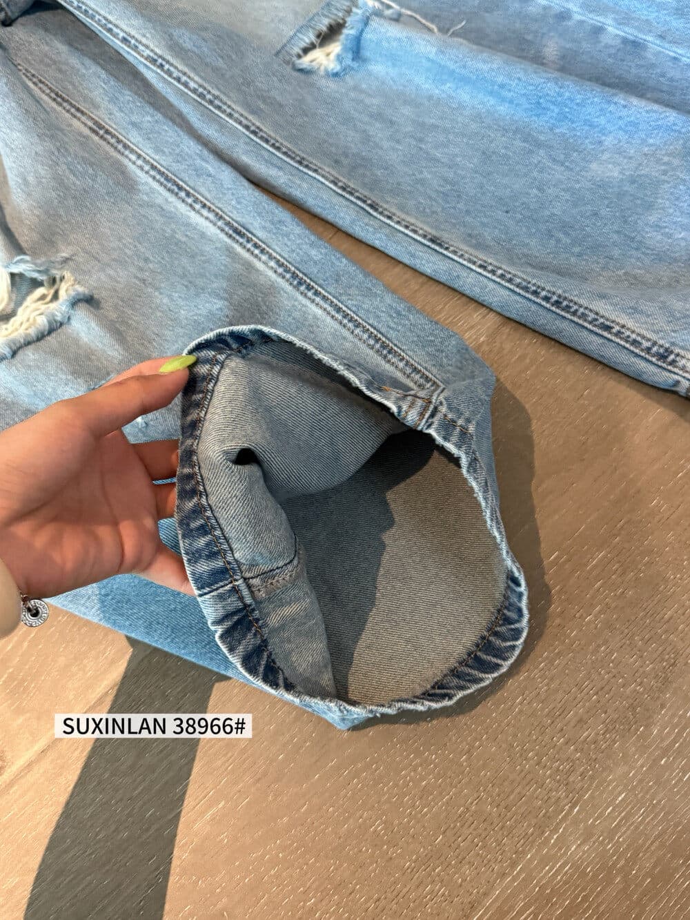 素心 블루 38966 트렌디 차가운 마 오래된 착용 캐주얼 8 점 모통이 칼 바지 주머니 자수 디자인 청바지 여성 상세 이미지 25