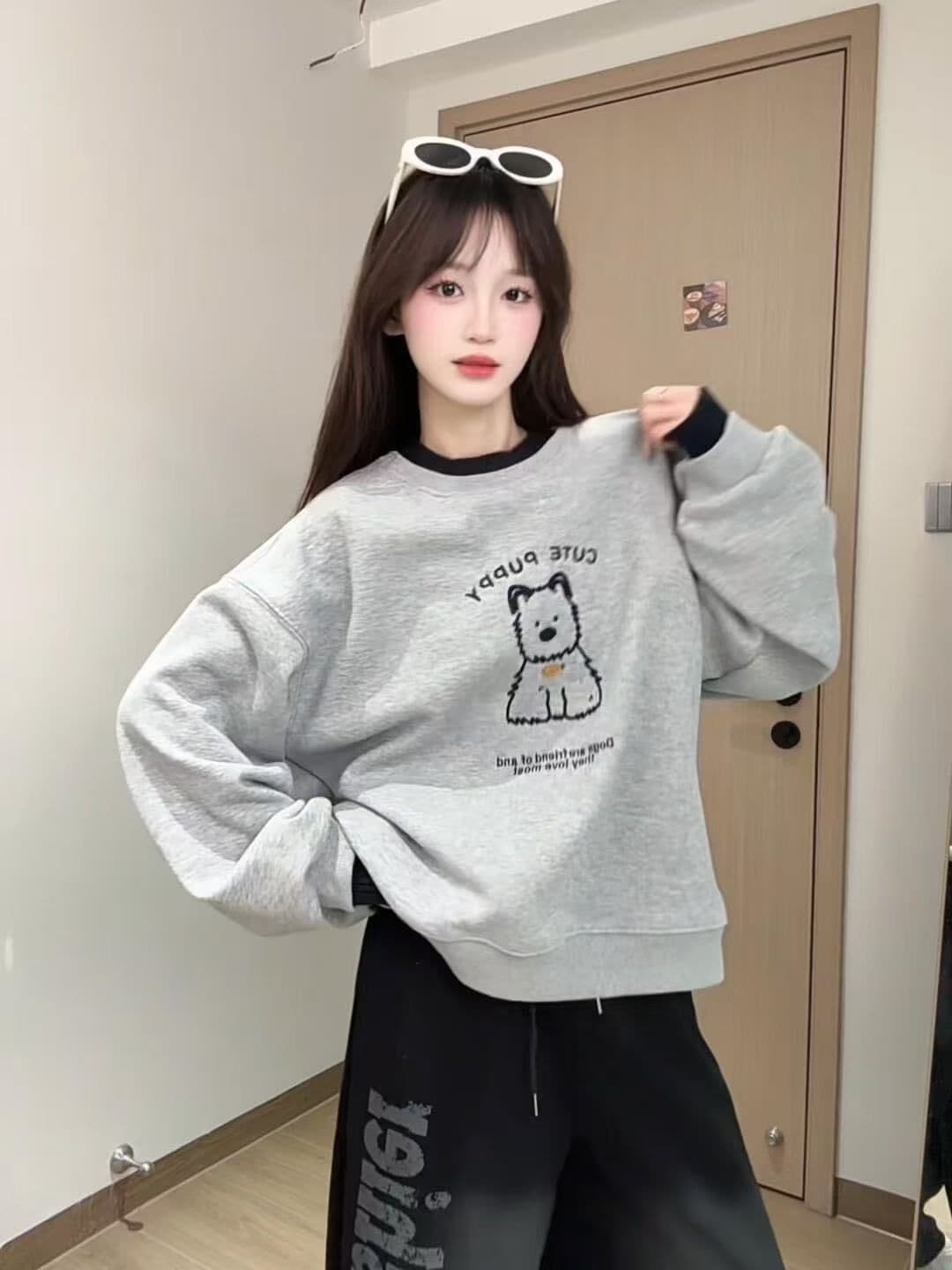 경관 그림 특별 가격 털이 있는 후드티 여성 가을 겨울 새로운 루즈핏 만화 자수 페이크 레이어드 배색 라운드 넥 보온 맨위 상세 이미지 5