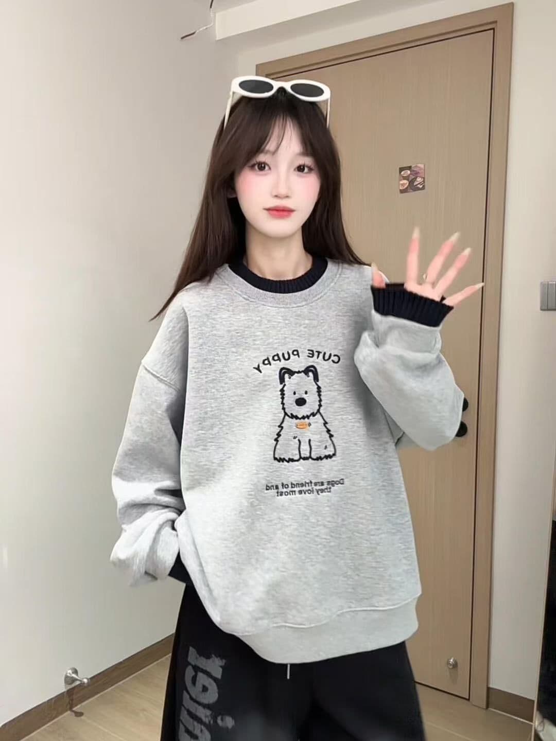 경관 그림 특별 가격 털이 있는 후드티 여성 가을 겨울 새로운 루즈핏 만화 자수 페이크 레이어드 배색 라운드 넥 보온 맨위 상세 이미지 6