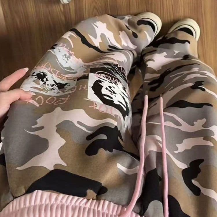 좋은 품질 원본 올린 사람 : 에디션 카모플라주 배색 모통이 칼 넓은 다리 웨이 바지 봄 여름 핫걸 춤추기 펌프 로프 바닥 청소 바지 이미지 4