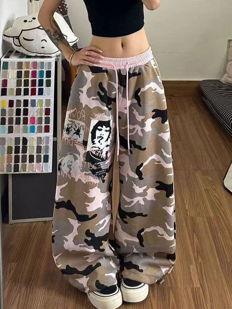 좋은 품질 원본 올린 사람 : 에디션 카모플라주 배색 모통이 칼 넓은 다리 웨이 바지 봄 여름 핫걸 춤추기 펌프 로프 바닥 청소 바지 상세 이미지 2