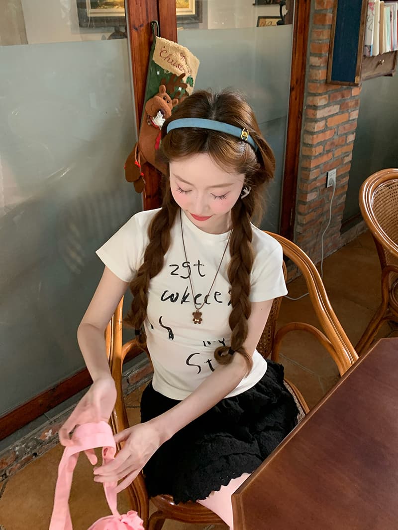 실사 순면 리브 반팔 티셔츠 여름 2026 새로운 트렌디 긍정적 인 어깨 프린트 쇼트 스타일 몸매 가꾸기 라운드 넥 맨위 여성 의류 상세 이미지 13