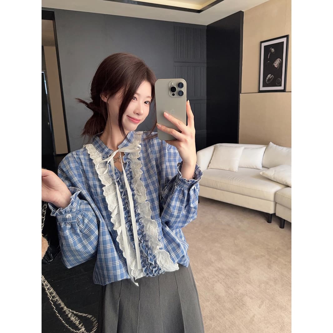 프랑스식 벌룬 소매 레이스업 블루 체크무늬 여성 셔츠 루즈핏 레이스 조각 품격 V넥 긴팔 맨위 2026 봄 이미지 2