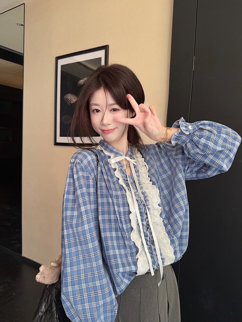 프랑스식 벌룬 소매 레이스업 블루 체크무늬 여성 셔츠 루즈핏 레이스 조각 품격 V넥 긴팔 맨위 2026 봄 상세 이미지 14