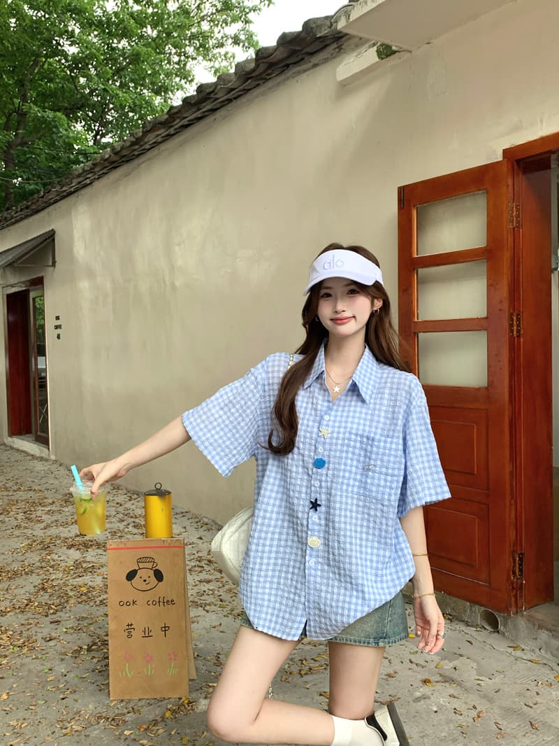 아메리칸 재미있는 단추 체크무늬 여성 셔츠 2026 년 여름 새로운 루즈핏 캐주얼 5 점 소매 디자인 센스 맨위 상세 이미지 8