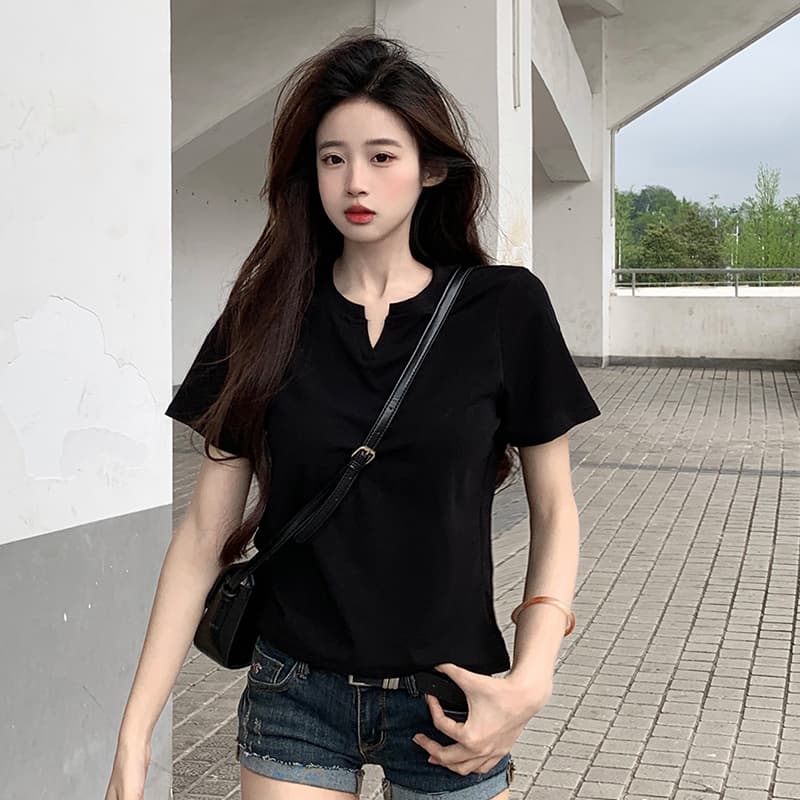실사 180 그램 면 당겨 프레임 반팔 티셔츠 여성 여름 2026 쇼트 스타일 트렌디 긍정적 인 어깨 단색 V넥 맨위 한국 스타일 여성 의류 이미지 2