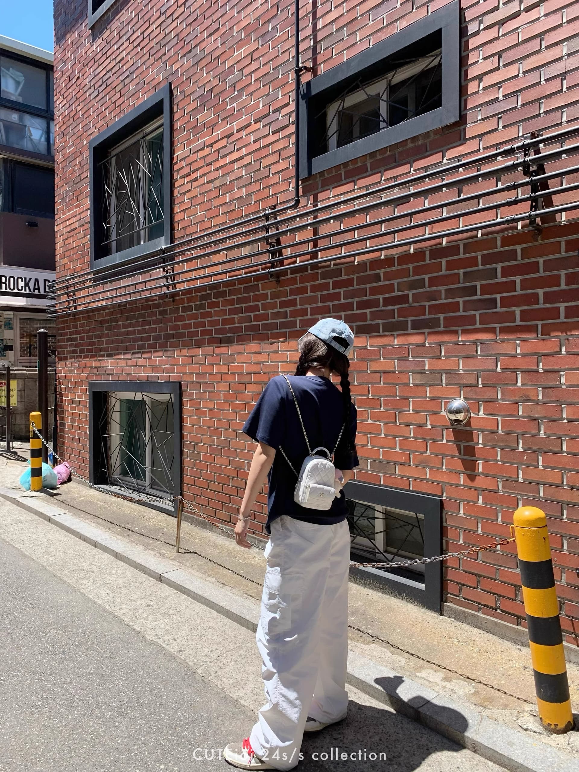 실사 면 당겨 프레임 반팔 티셔츠 여름 2026 새로운 트렌디 달콤함 레이스 프린트 긍정적 인 어깨 V넥 맨위 한국 스타일 여성 의류 상세 이미지 16
