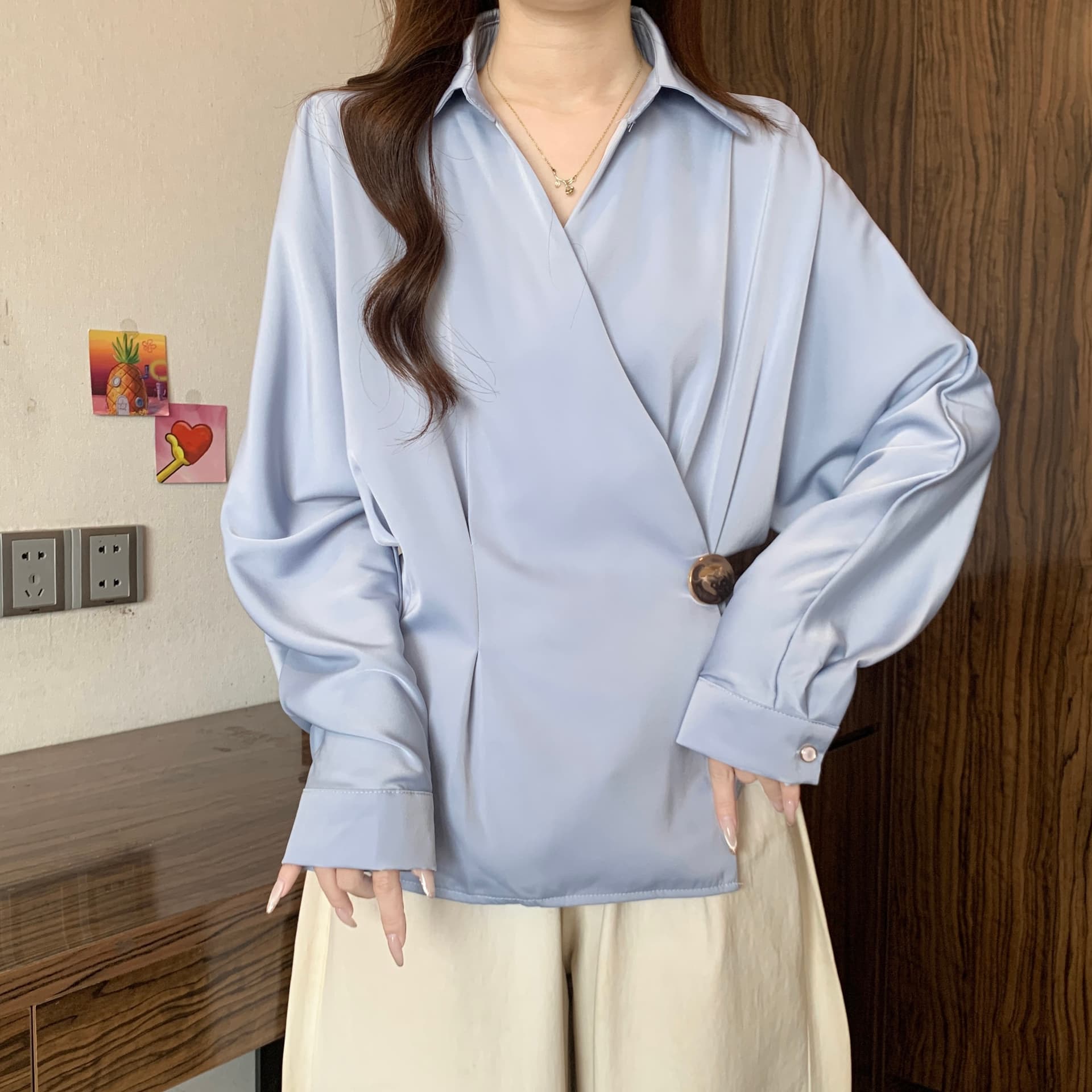 고급 센스 불규칙 십자가 V넥 긴팔 여성 셔츠 2026 가을 새로운 지방 mm 허리 수축 슬림해 보이는 맨위 상세 이미지 9