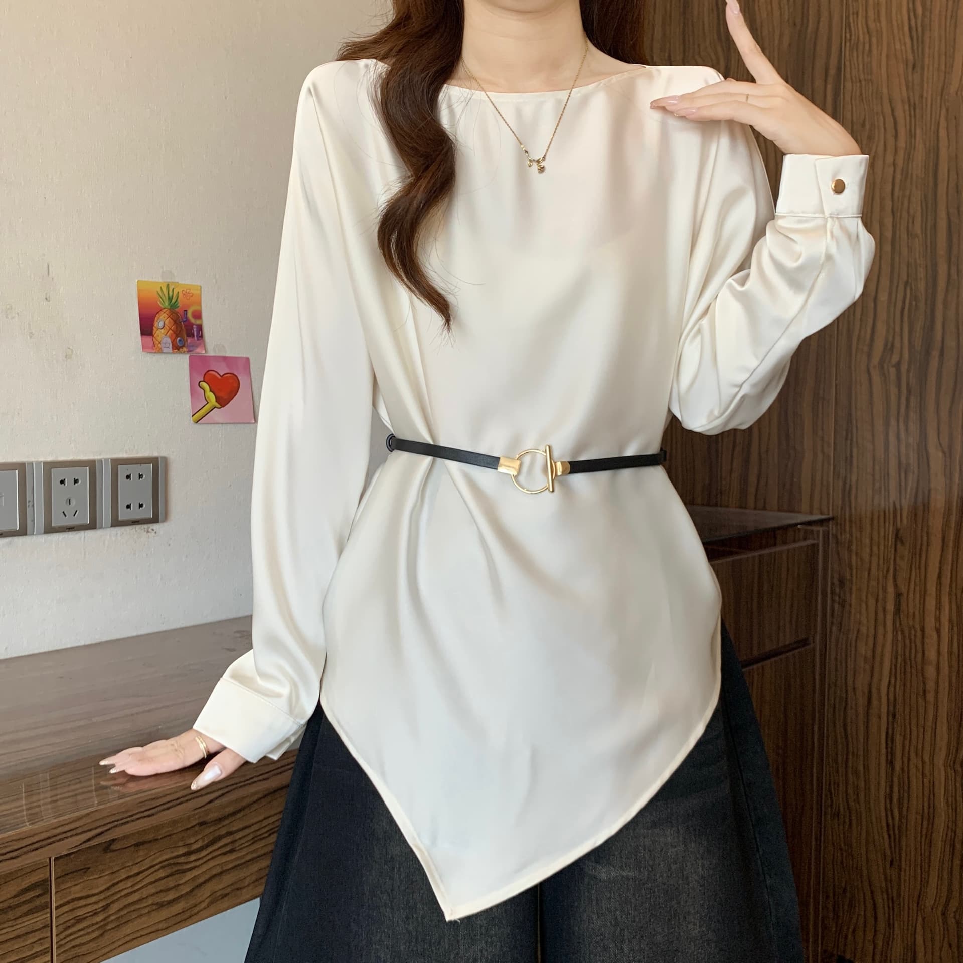 고급 센스 아세트산 새틴 긍정적 인 어깨 긴팔 여성 셔츠 2026 가을 새로운 빅 사이즈 지방 mm 허리 수축 불규칙 맨위 상세 이미지 7