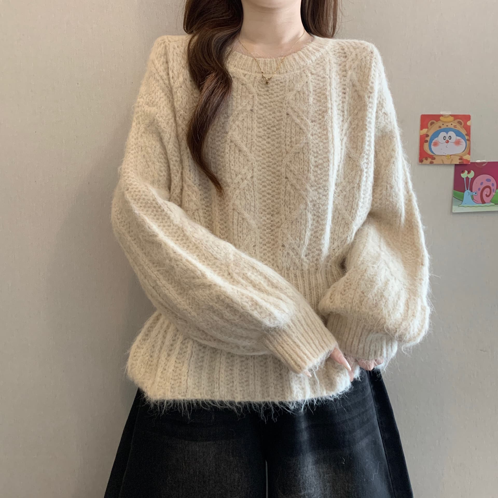 프랑스식 홀로우 아웃 디자인 센스 니트 스웨터 여자 2026 가을 겨울철 새로운 지방 mm 허리 수축 슬림해 보이는 퍼프 맨위 상세 이미지 3